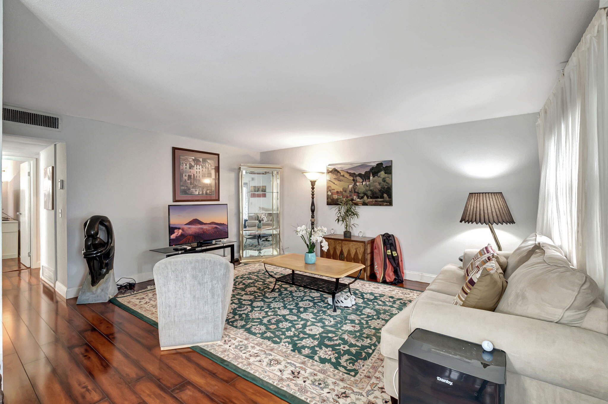 Foto de propiedad en 288 Tuscany Lane E, Delray Beach, FL 33446 Delray Beach con MLS# 