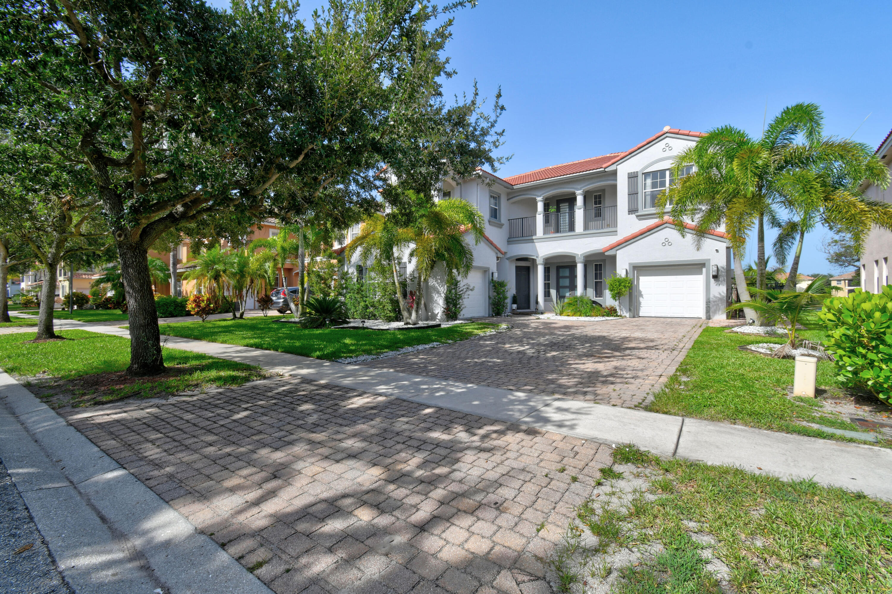 En Venta 700 Cresta Circle, West Palm Beach, FL 33413, West Palm Beach, FL 33413