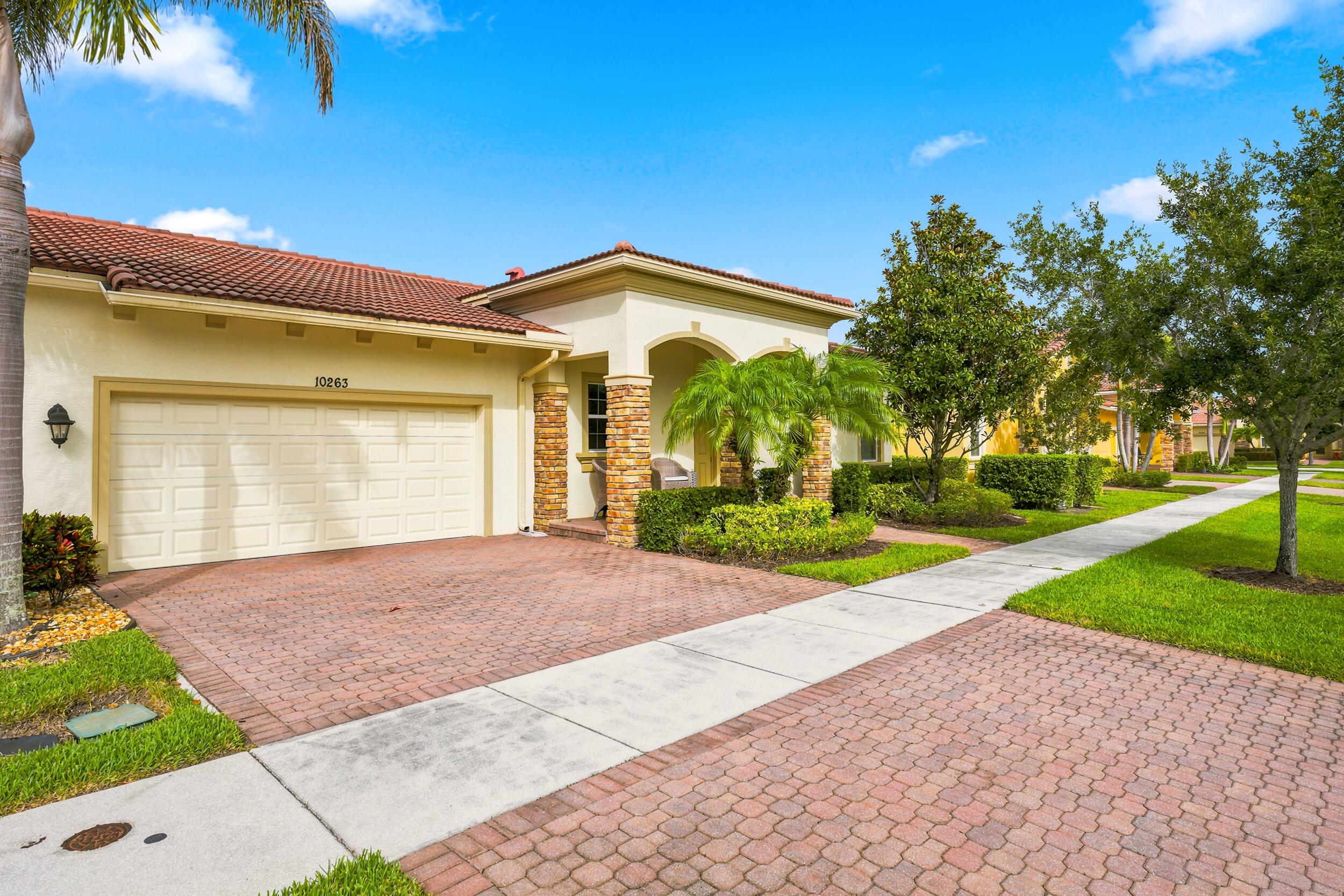 En Renta 10263 SW Reggiani Road, Port St. Lucie, FL 34986, Port St. Lucie, FL 34986