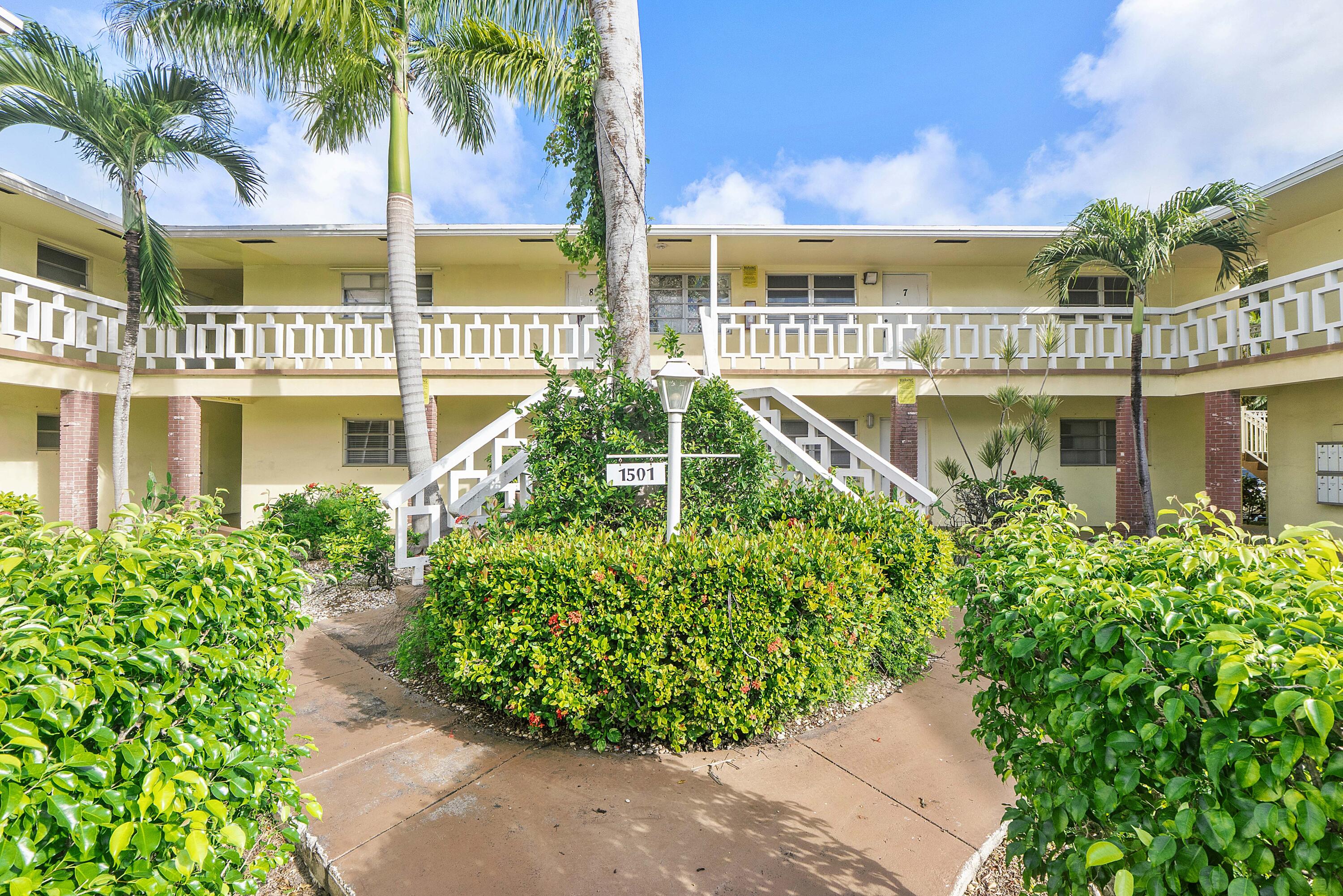 Foto de propiedad en 1501 Arthur Street 9, Hollywood, FL 33020 Hollywood con MLS# 