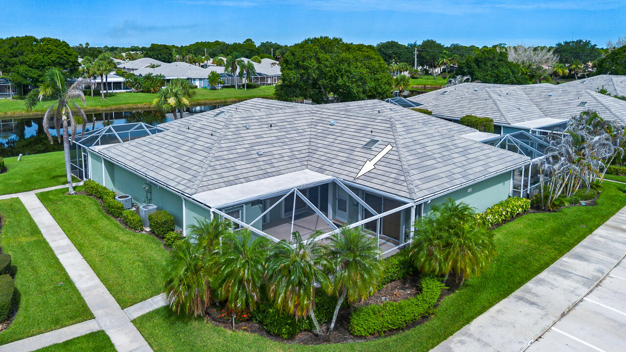Foto de propiedad en 1220 NW Sun Terrace Circle C, Port St. Lucie, FL 34986 Port St. Lucie con MLS# 