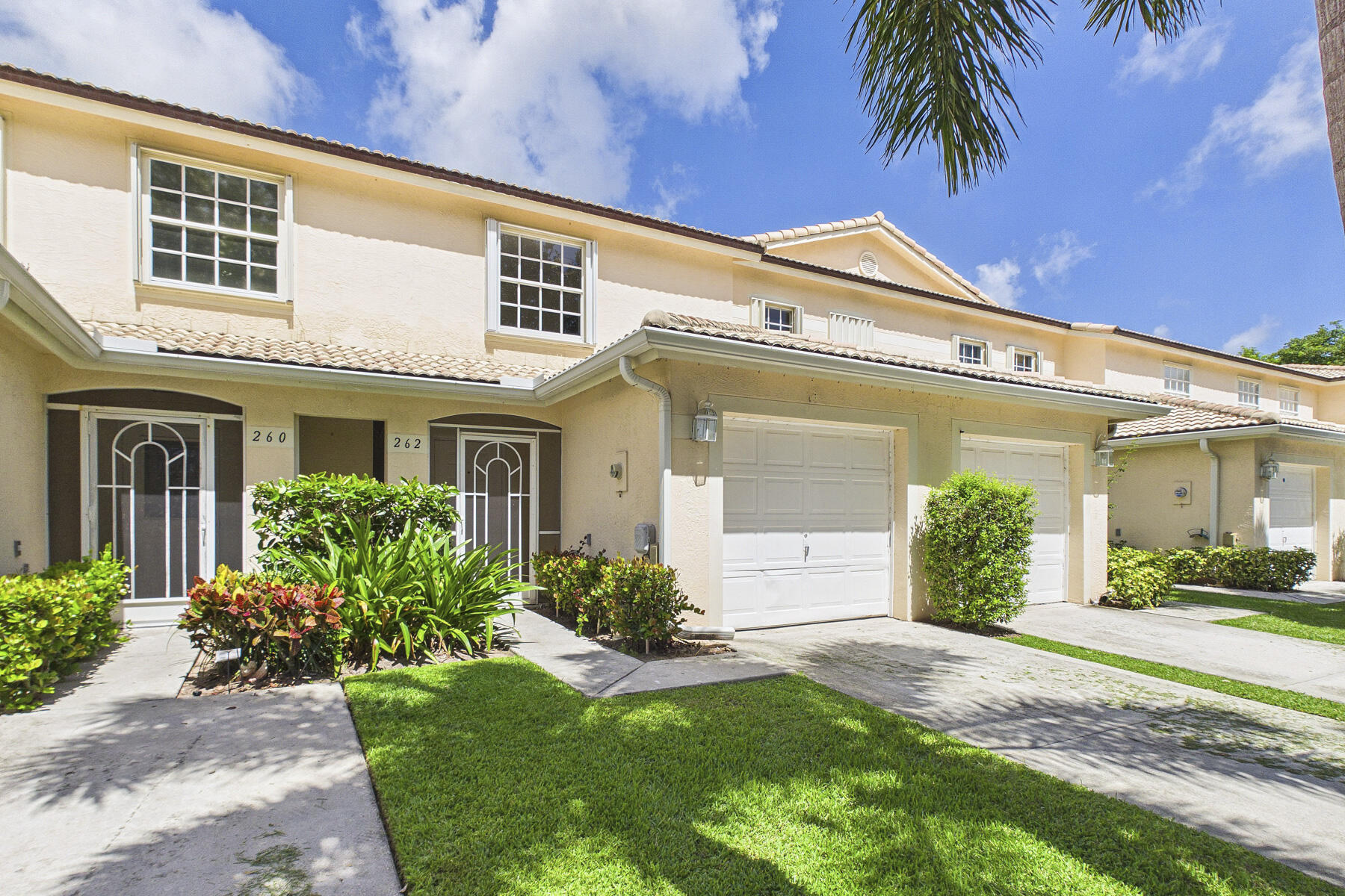 Foto de propiedad en 262 Timberwalk Trail, Jupiter, FL 33458 Jupiter con MLS# 