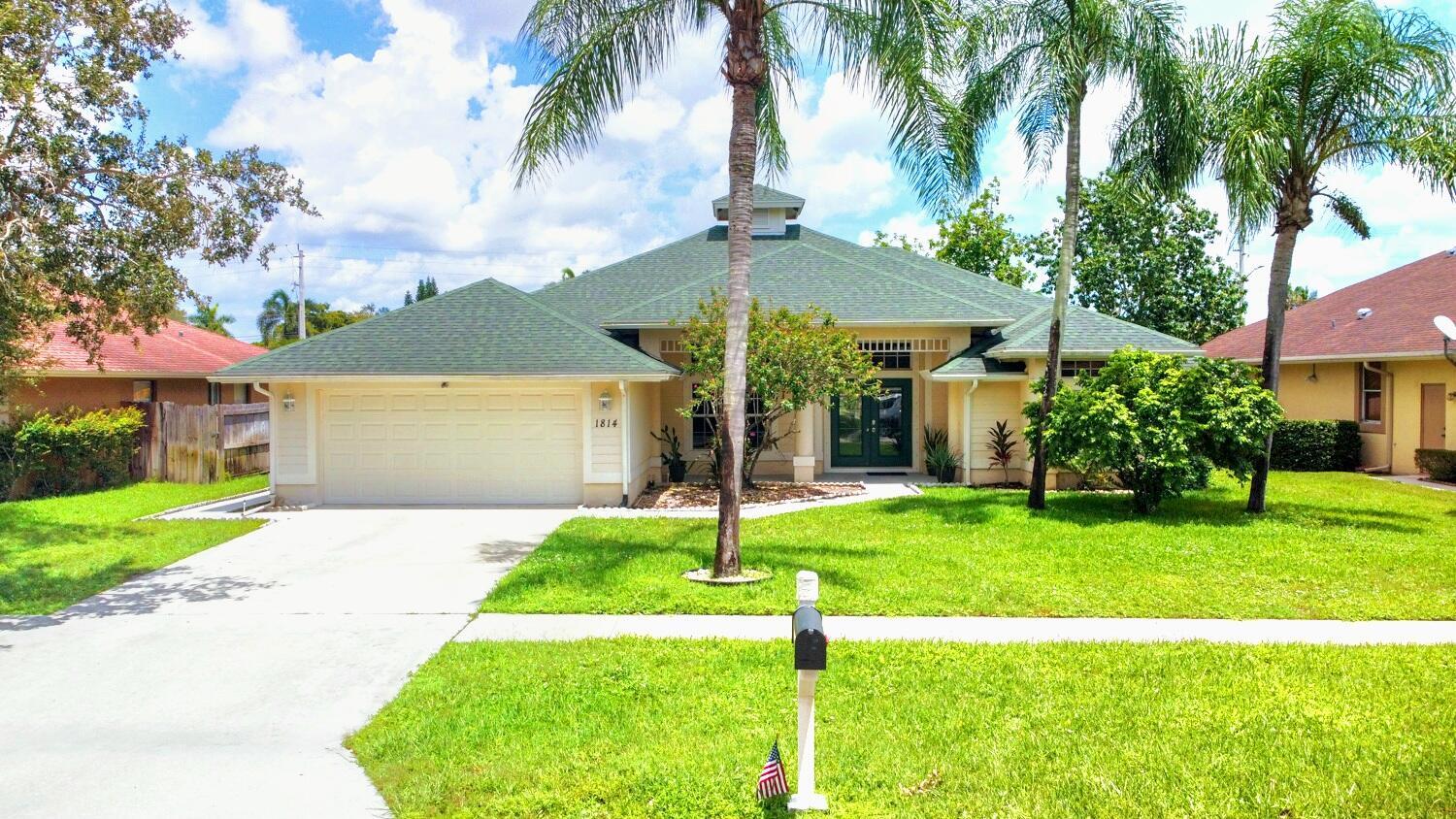 Foto de propiedad en 1814 Wisteria Street, Wellington, FL 33414 Wellington con MLS# 