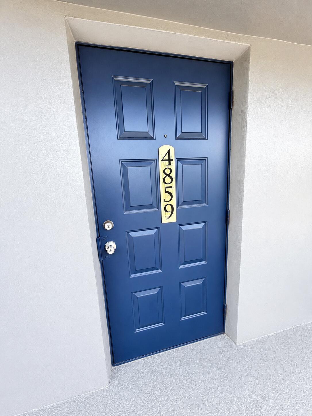 Foto de propiedad en 4859 NW 9th Drive 4859, Plantation, FL 33317 Plantation con MLS# 