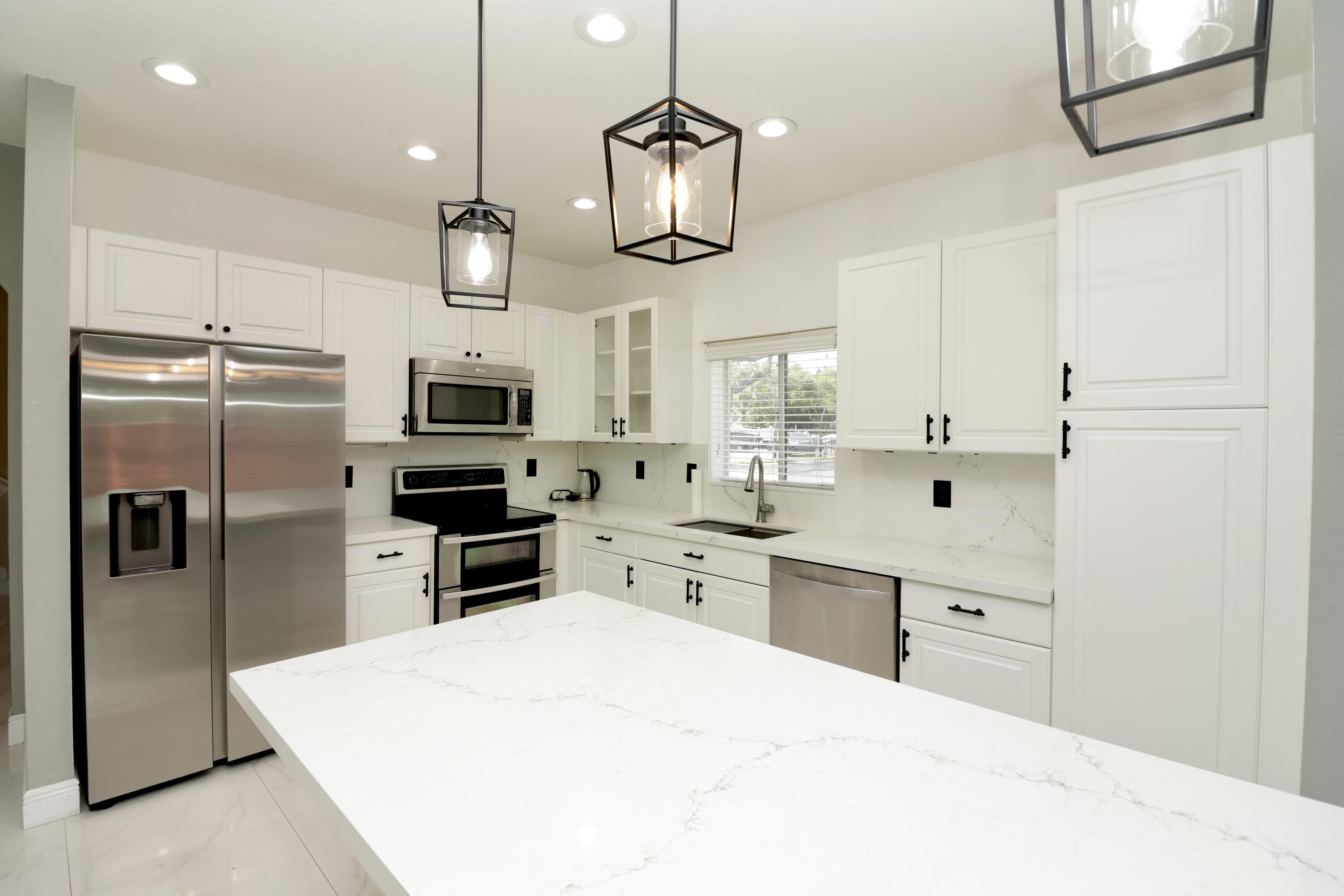 En Renta 2952 NW 33RD Lane, Lauderdale Lakes, FL 33311, Lauderdale Lakes, FL 33311