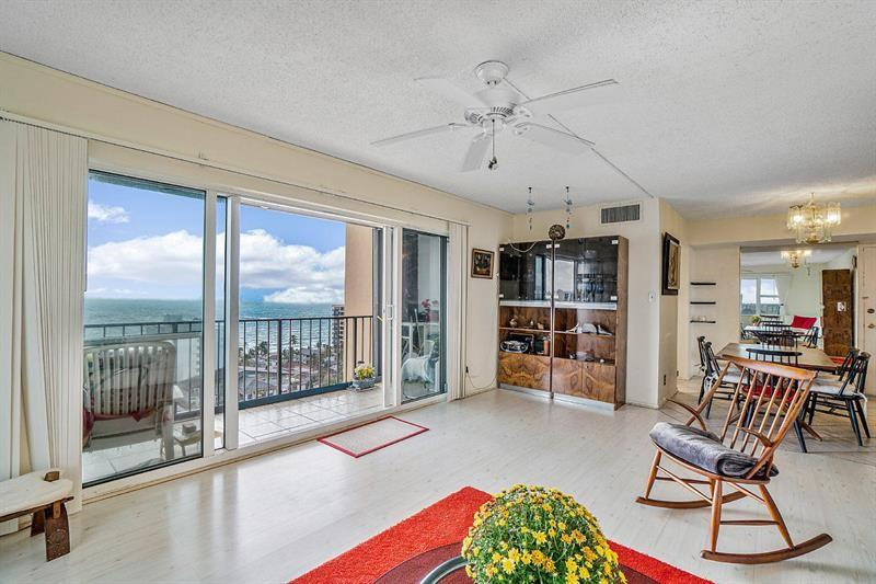 Foto de propiedad en 1200 Hibiscus Avenue 1704, Pompano Beach, FL 33062 Pompano Beach con MLS# 
