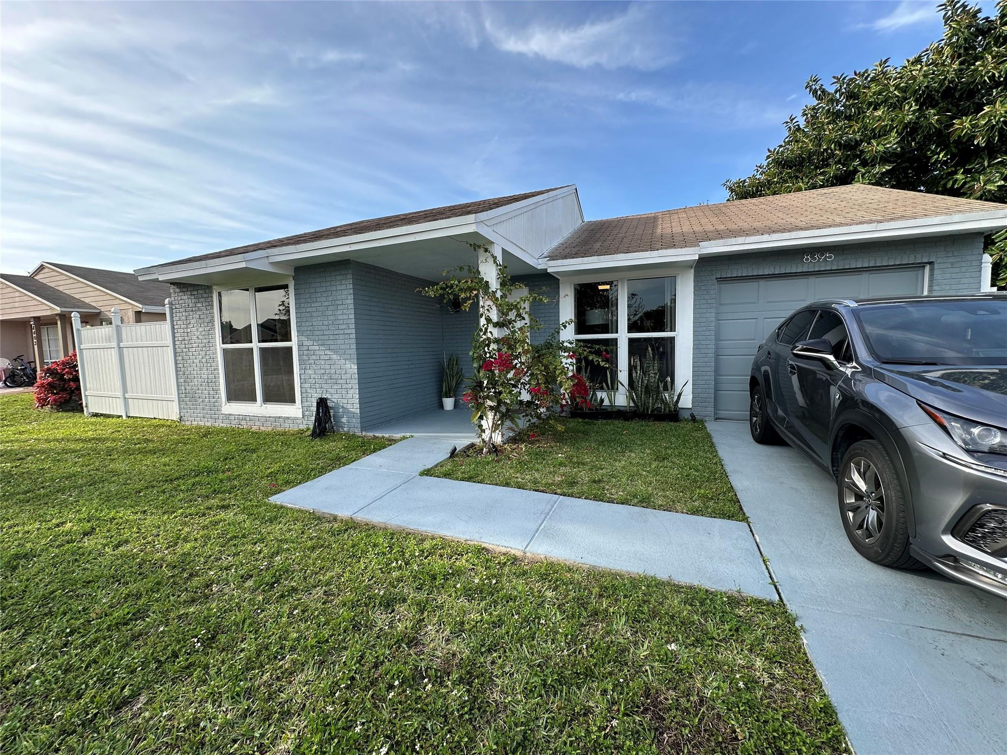 Foto de propiedad en 8395 GARDEN GATE Place, Boca Raton, FL 33433 Boca Raton con MLS# 