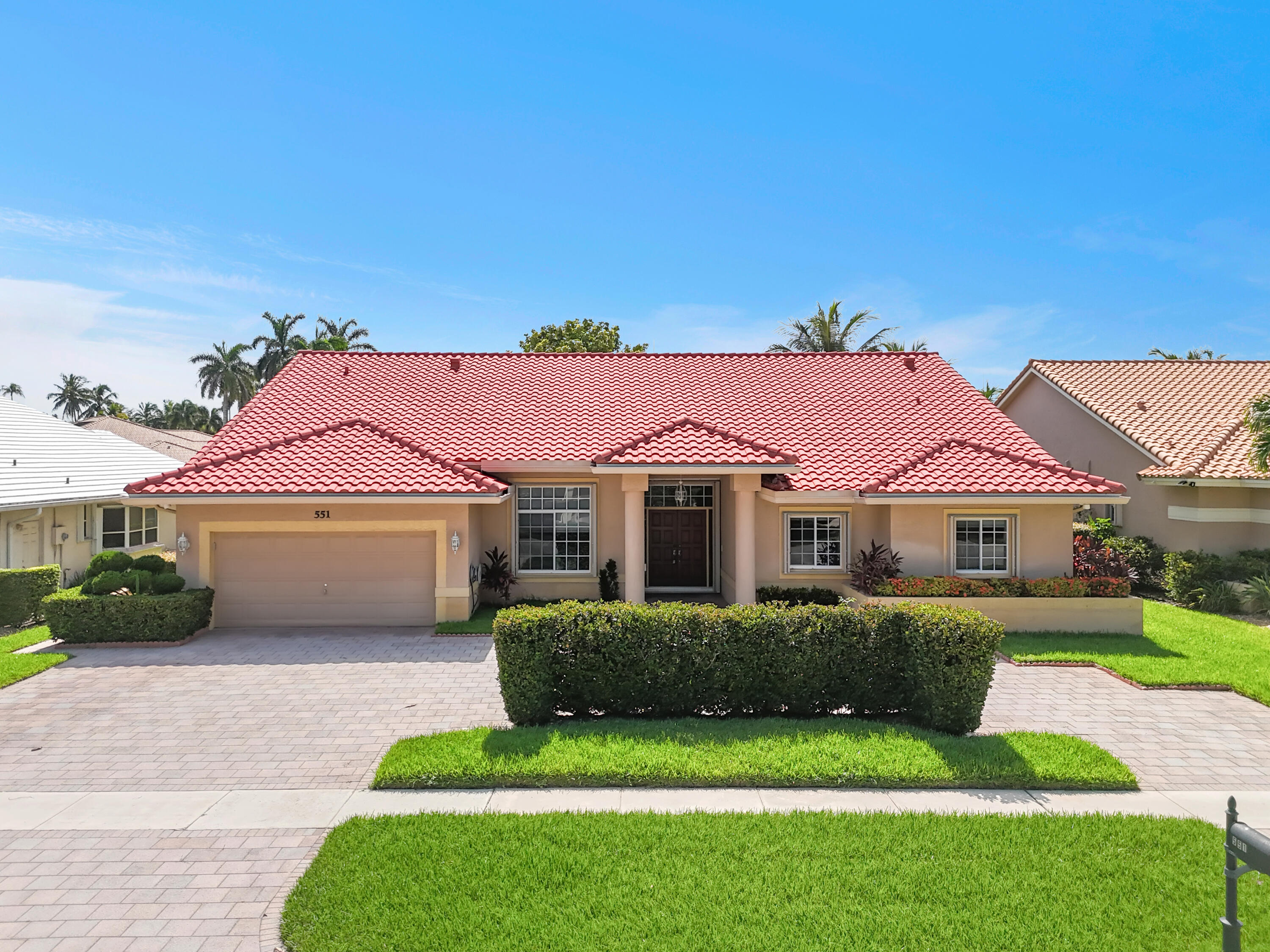 Foto de propiedad en 551 NW 108TH Avenue, Plantation, FL 33324 Plantation con MLS# 