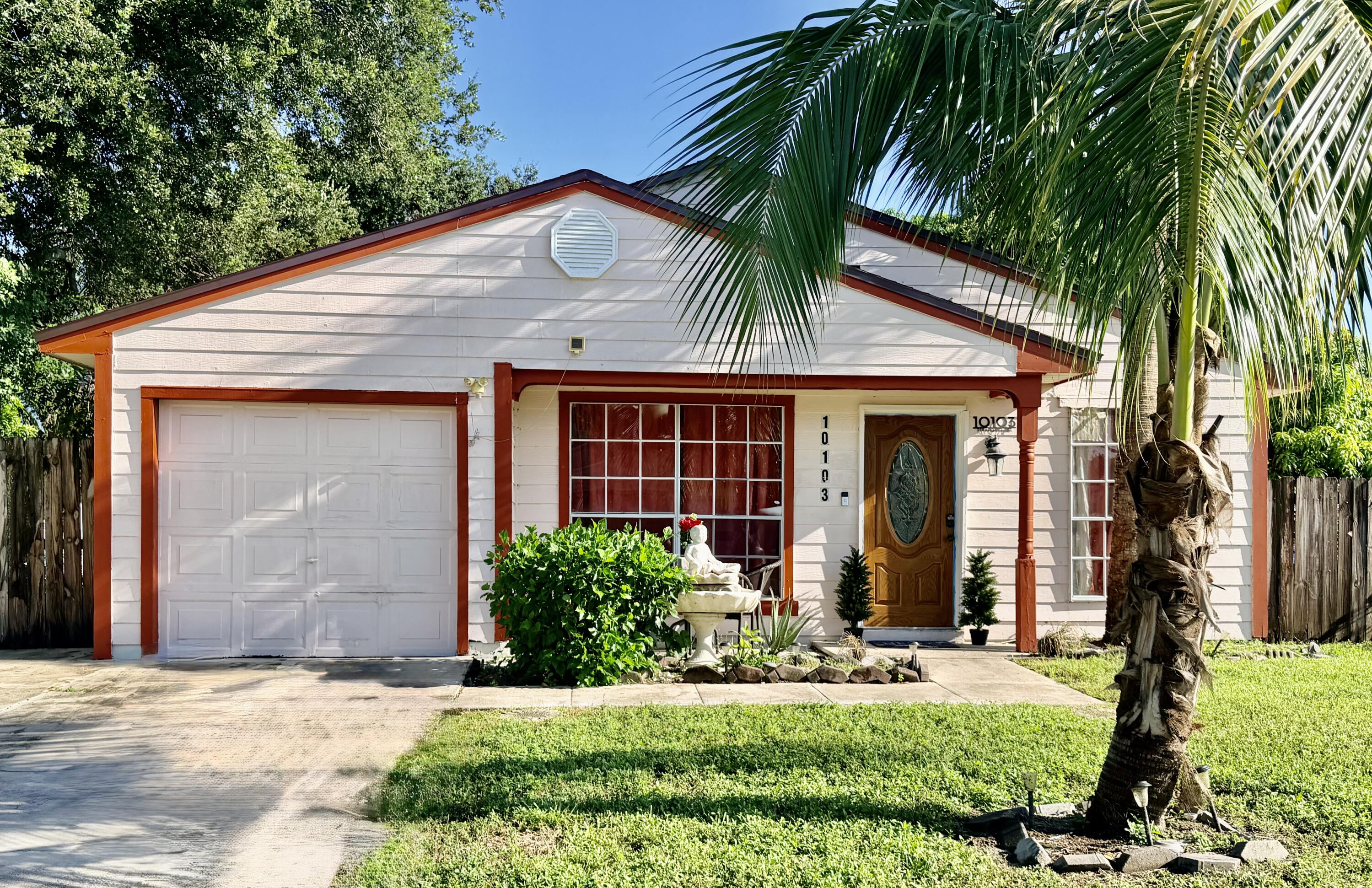 En Venta 10103 PINAFORE Lane, Royal Palm Beach, FL 33411, Royal Palm Beach, FL 33411