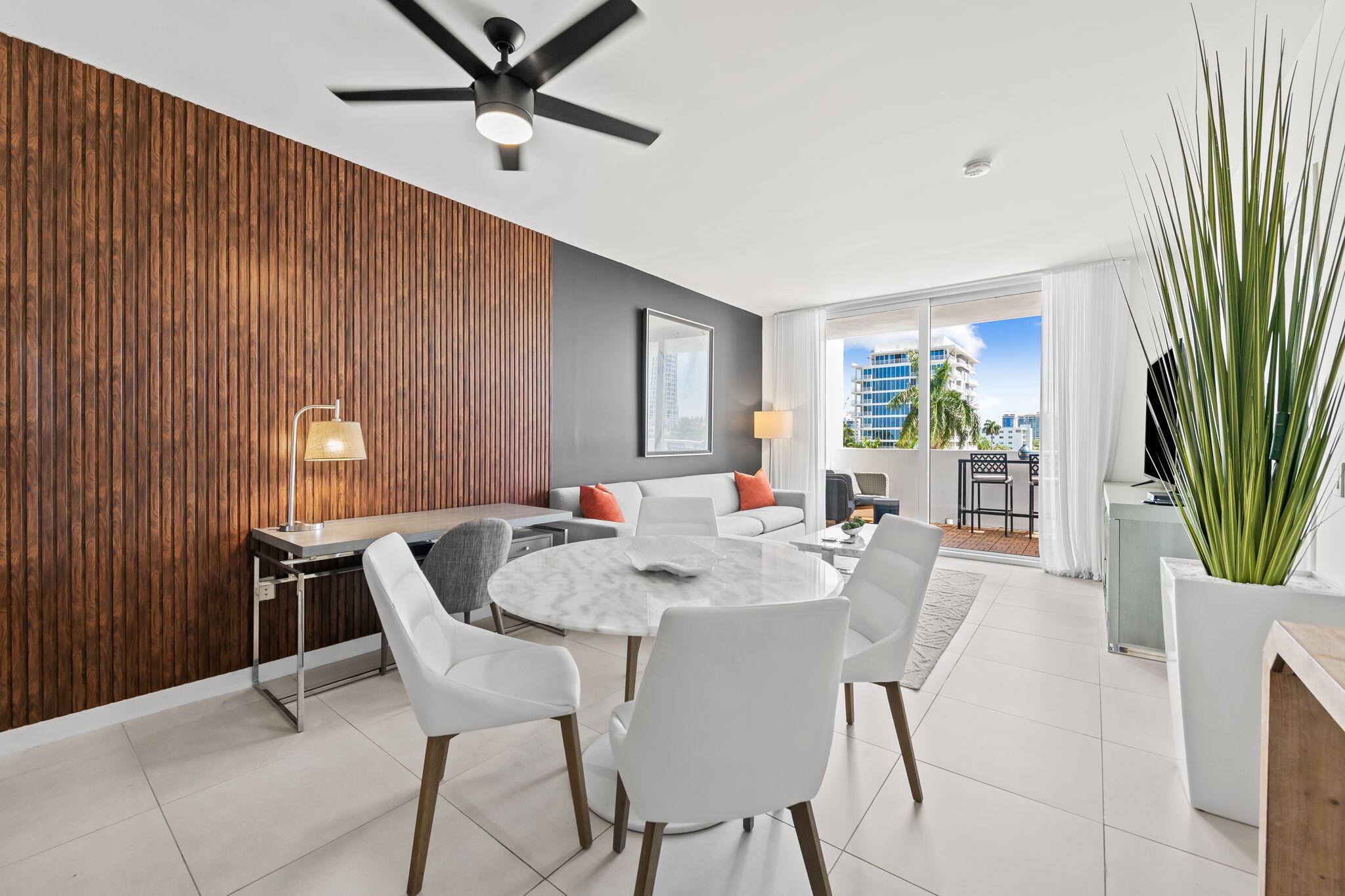 En Renta 401 N Birch Road 409, Fort Lauderdale, FL 33304, Fort Lauderdale, FL 33304