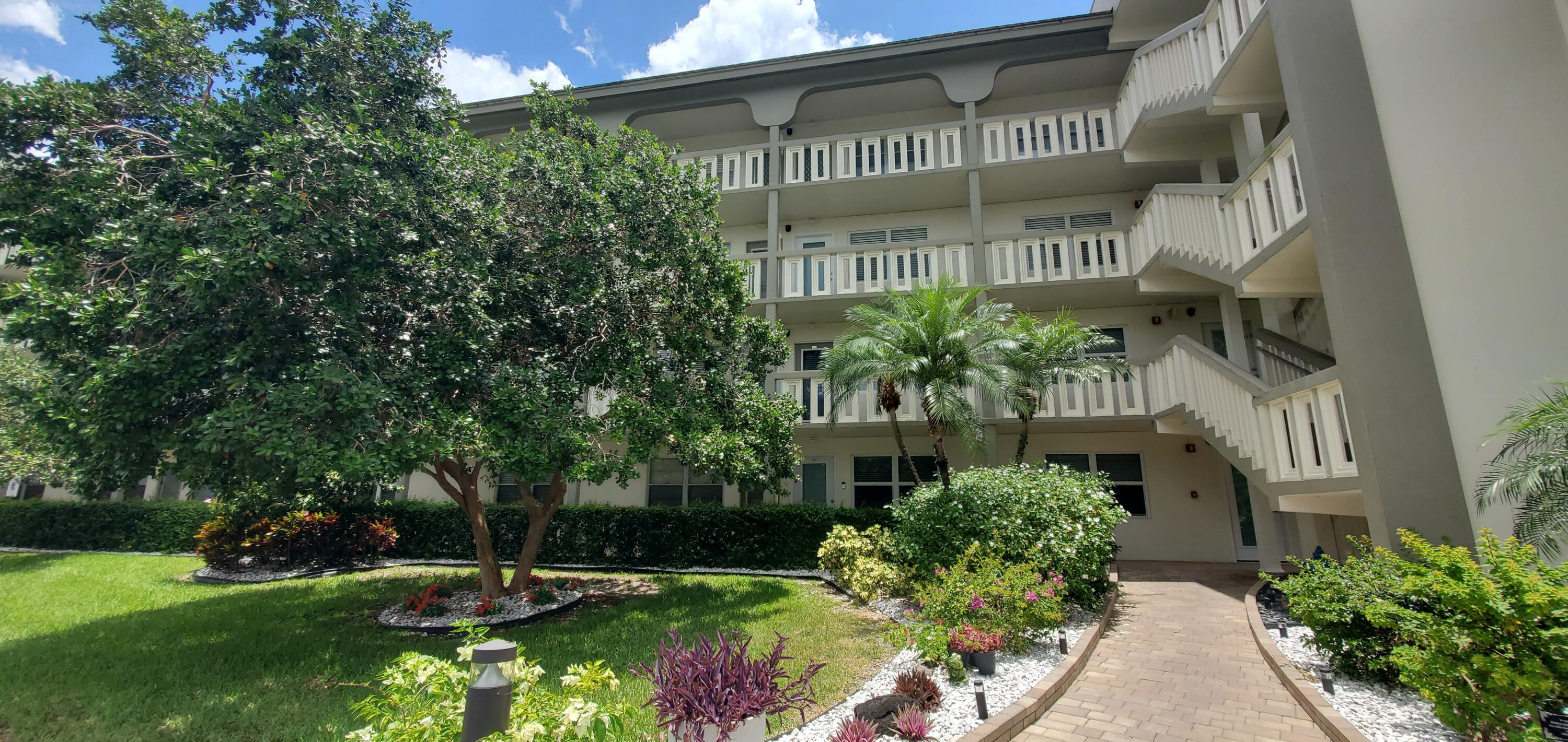 Foto de propiedad en 2901 VICTORIA Circle F2, Coconut Creek, FL 33066 Coconut Creek con MLS# 