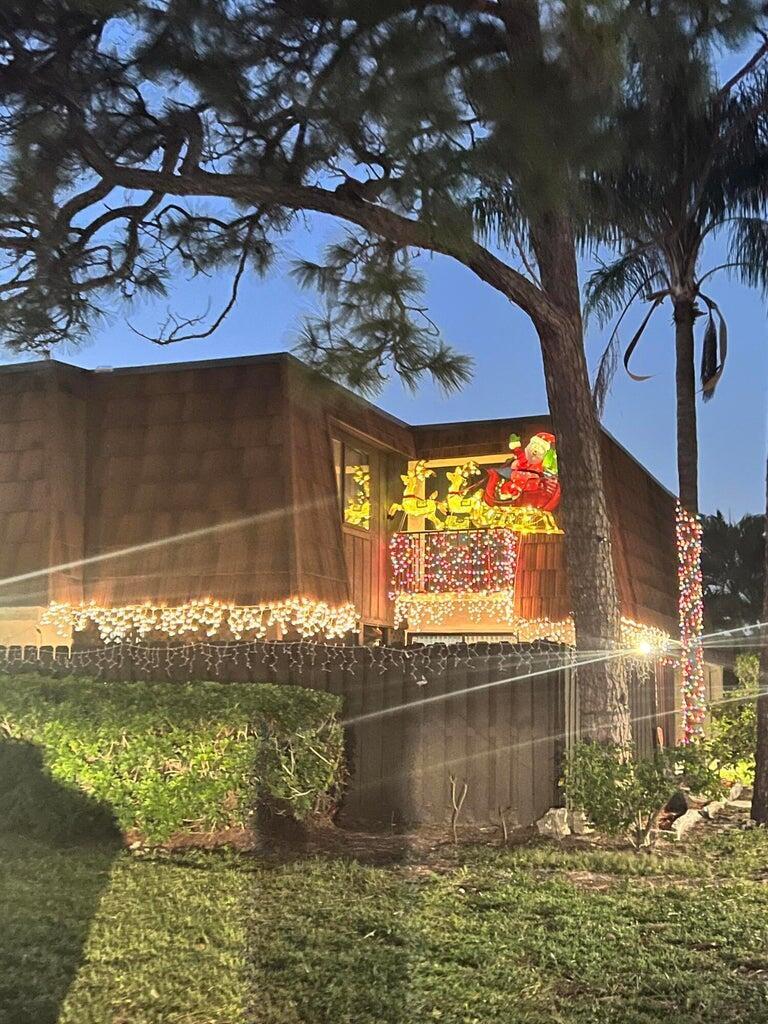 Foto de propiedad en 6454 RED PINE Lane C, Greenacres, FL 33415 Greenacres con MLS# 