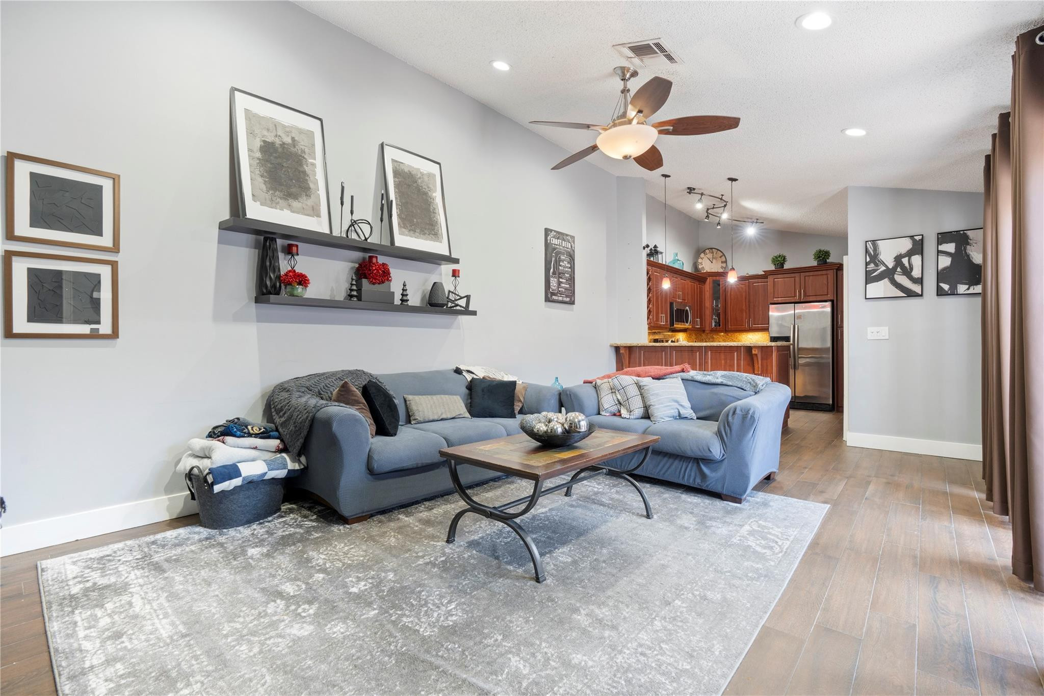 Foto de propiedad en 151 NW 115TH Avenue 405, Plantation, FL 33325 Plantation con MLS# 