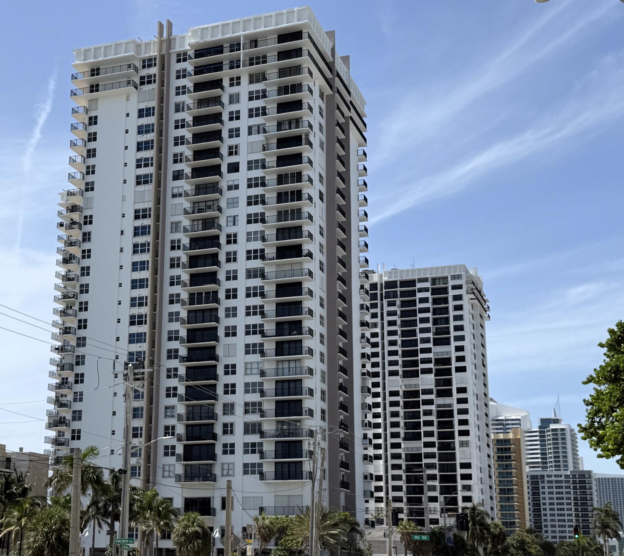 Foto de propiedad en 2101 S Ocean Drive 505, Hollywood, FL 33019 Hollywood con MLS# 