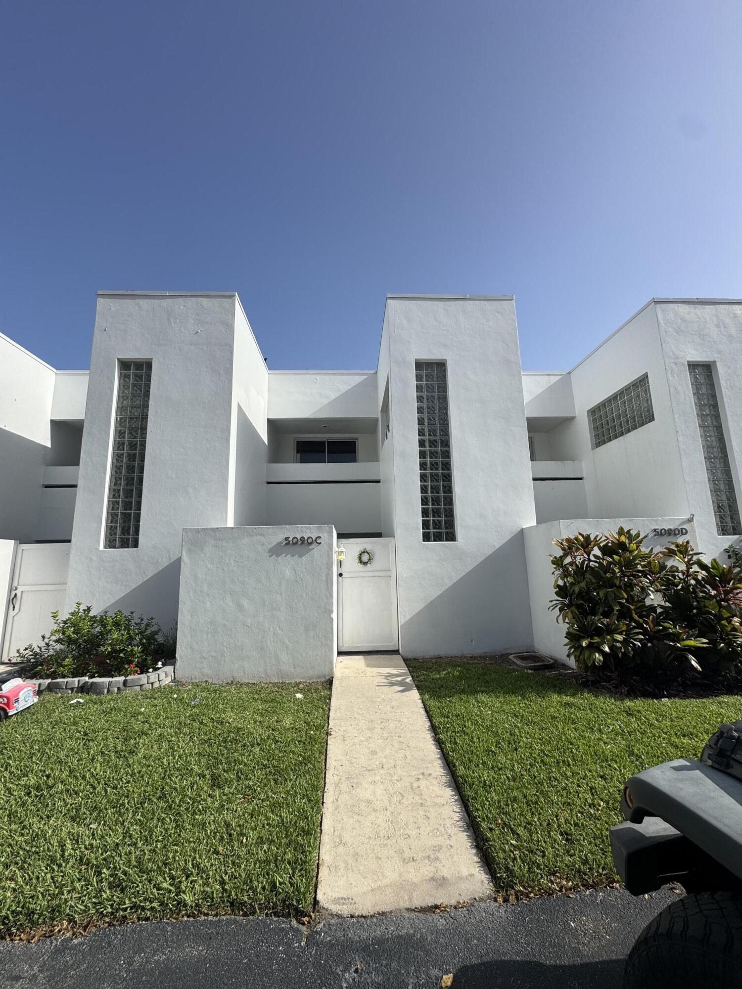En Venta 5090 ELMHURST Road C, West Palm Beach, FL 33417, West Palm Beach, FL 33417