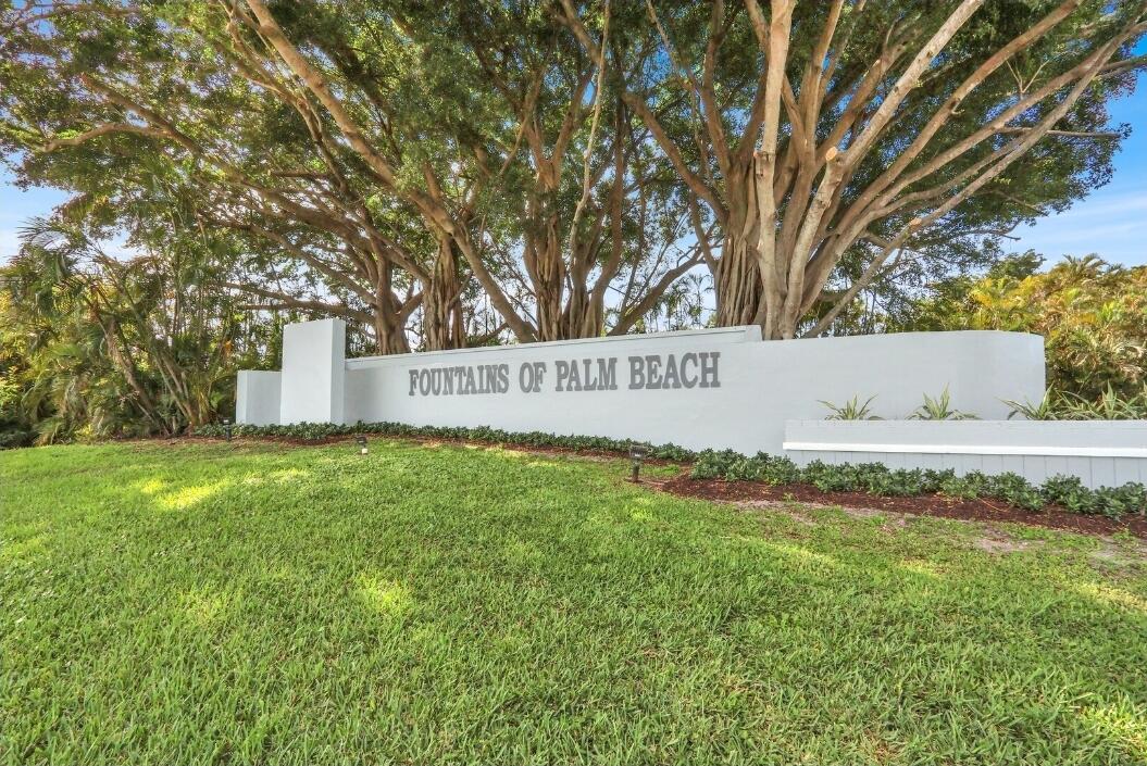Foto de propiedad en 6965 PARISIAN Way, Lake Worth, FL 33467 Lake Worth con MLS# 