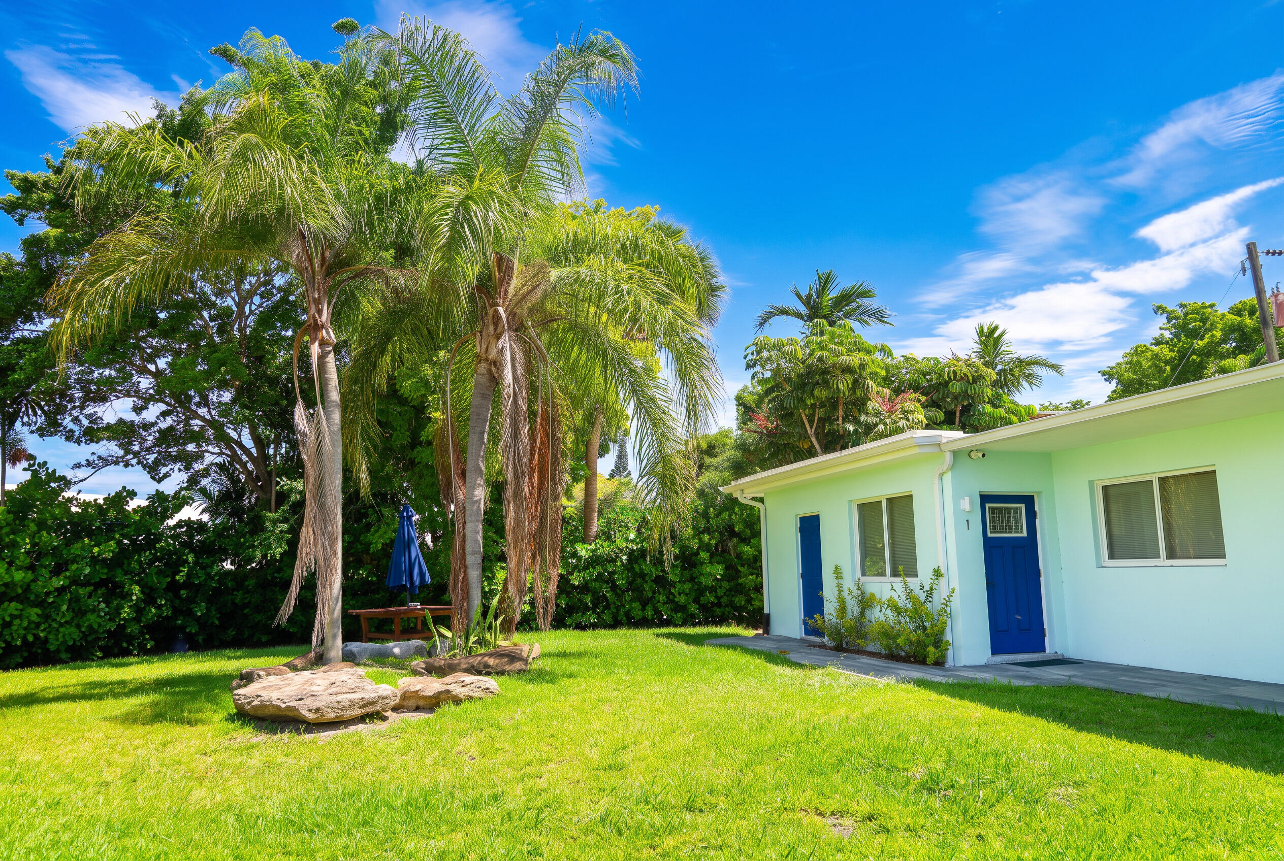Foto de propiedad en 898 SE 2nd Place 2, Deerfield Beach, FL 33441 Deerfield Beach con MLS# 