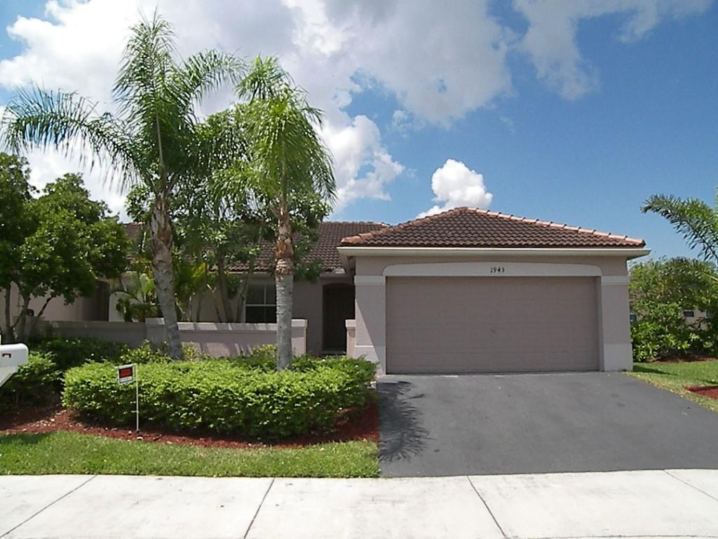 Foto de propiedad en 1943 Cygnus Court, Weston, FL 33327 Weston con MLS# 