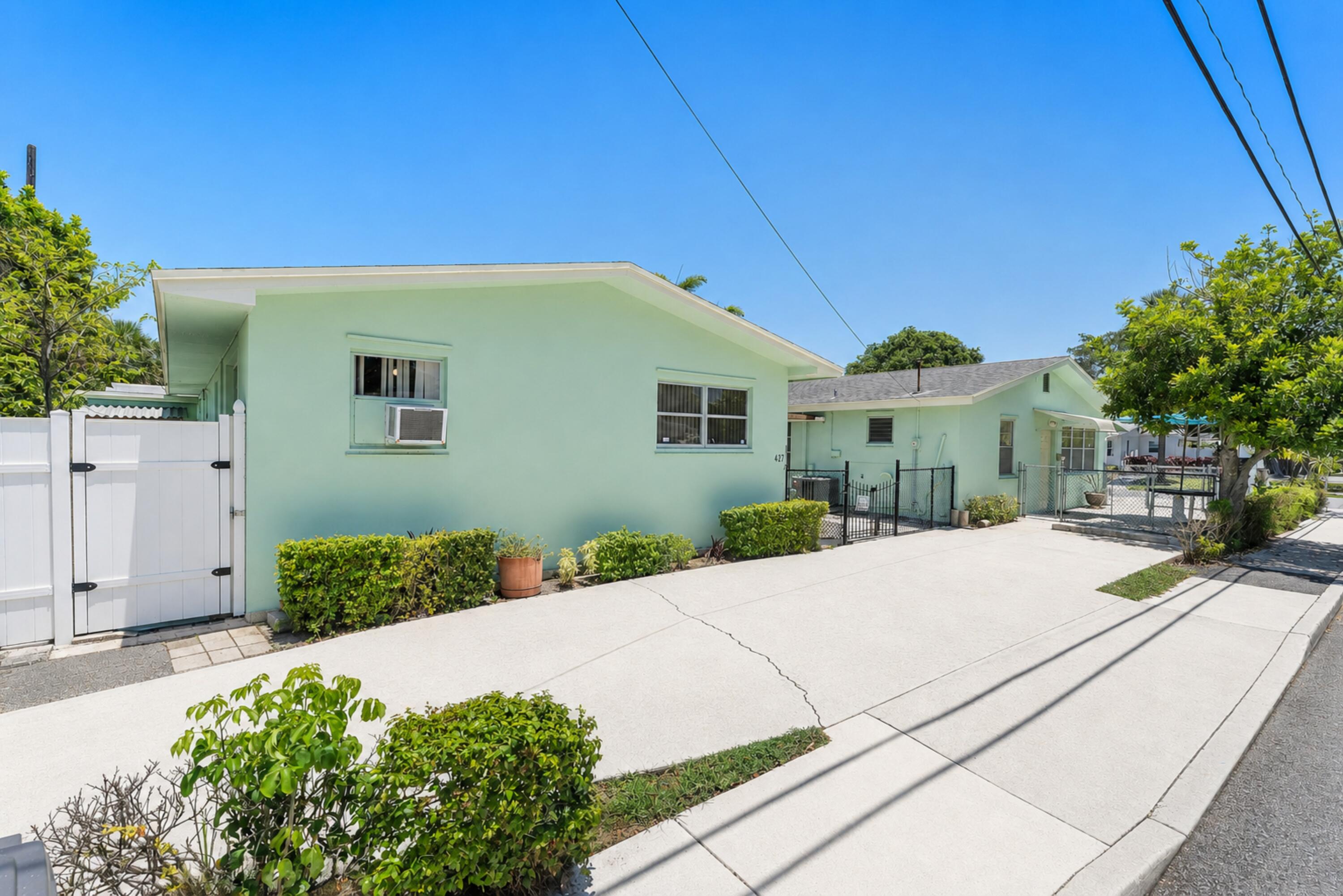 En Venta 425 CHURCHILL Road, West Palm Beach, FL 33405, West Palm Beach, FL 33405