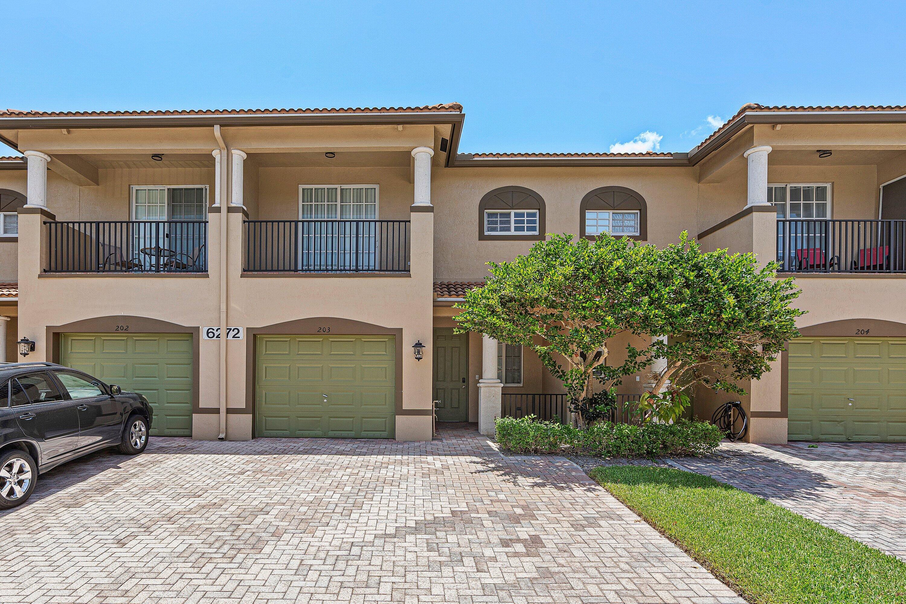 En Venta 6272 S MILITARY Trail 203, Lake Worth, FL 33463, Lake Worth, FL 33463