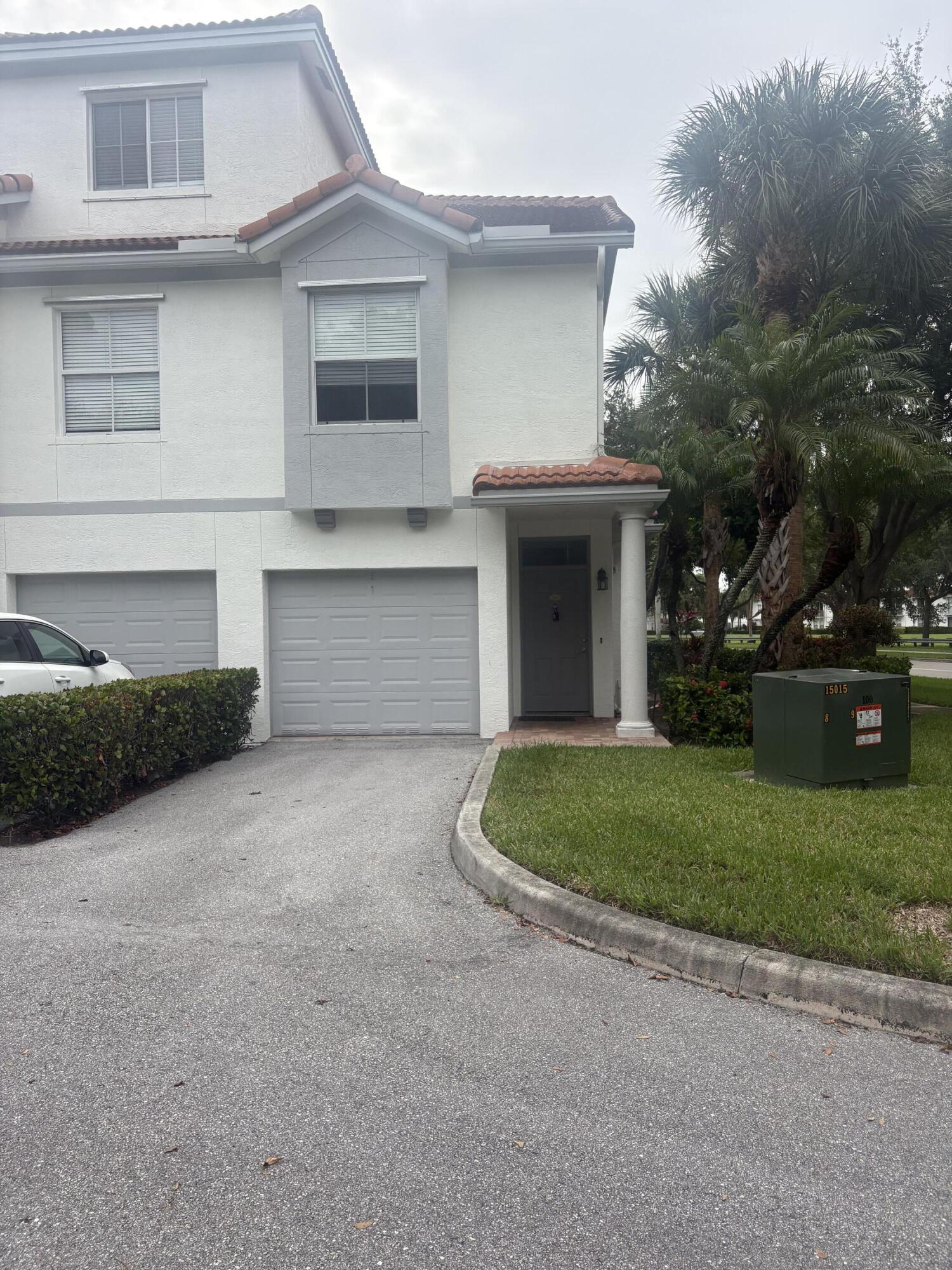 Alquilada 2050 ALTA MEADOWS Lane 2109, Delray Beach, FL 33444, Delray Beach, FL 33444