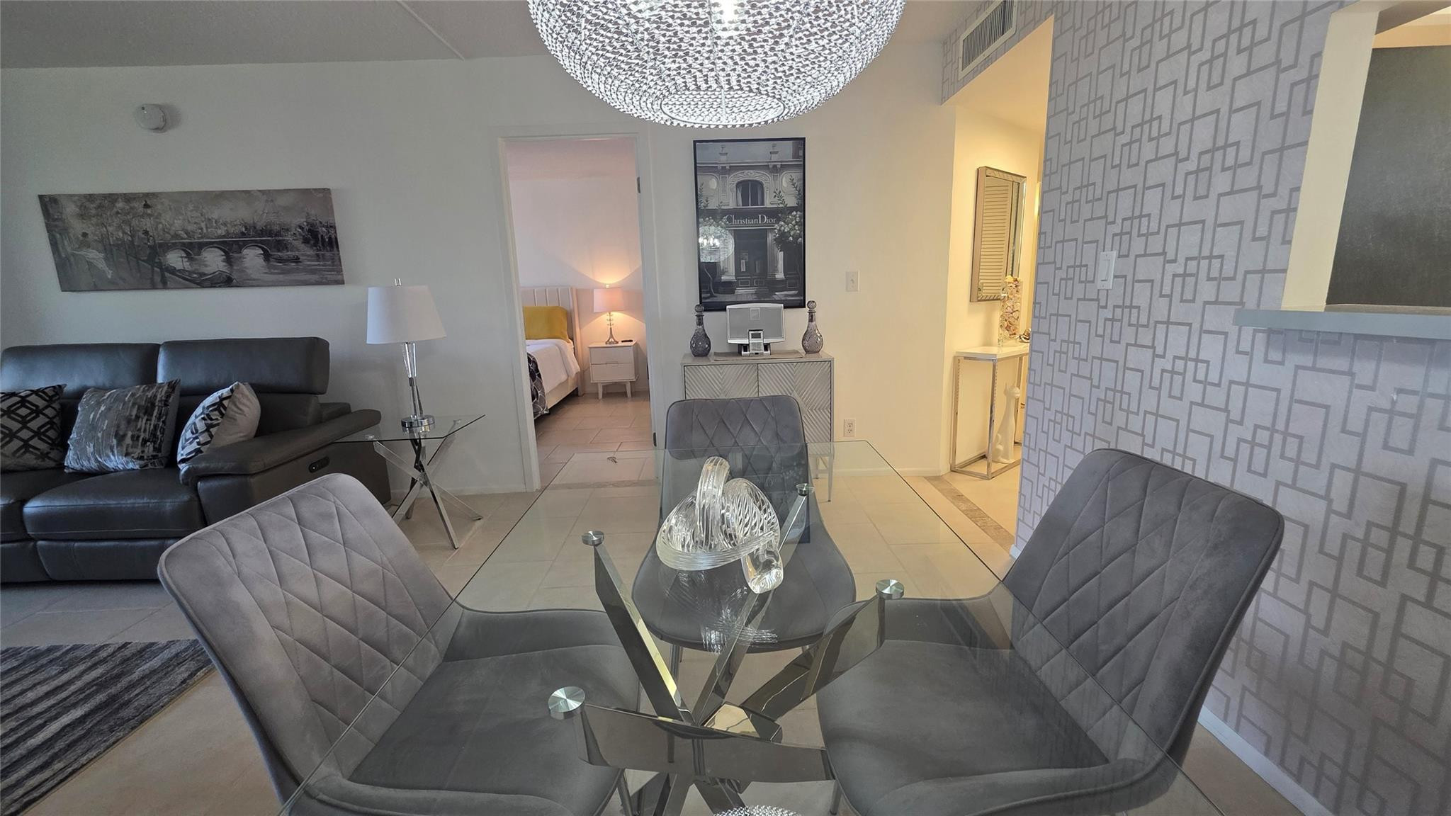 Foto de propiedad en 4851 NW 26TH Court 437, Lauderdale Lakes, FL 33313 Lauderdale Lakes con MLS# 