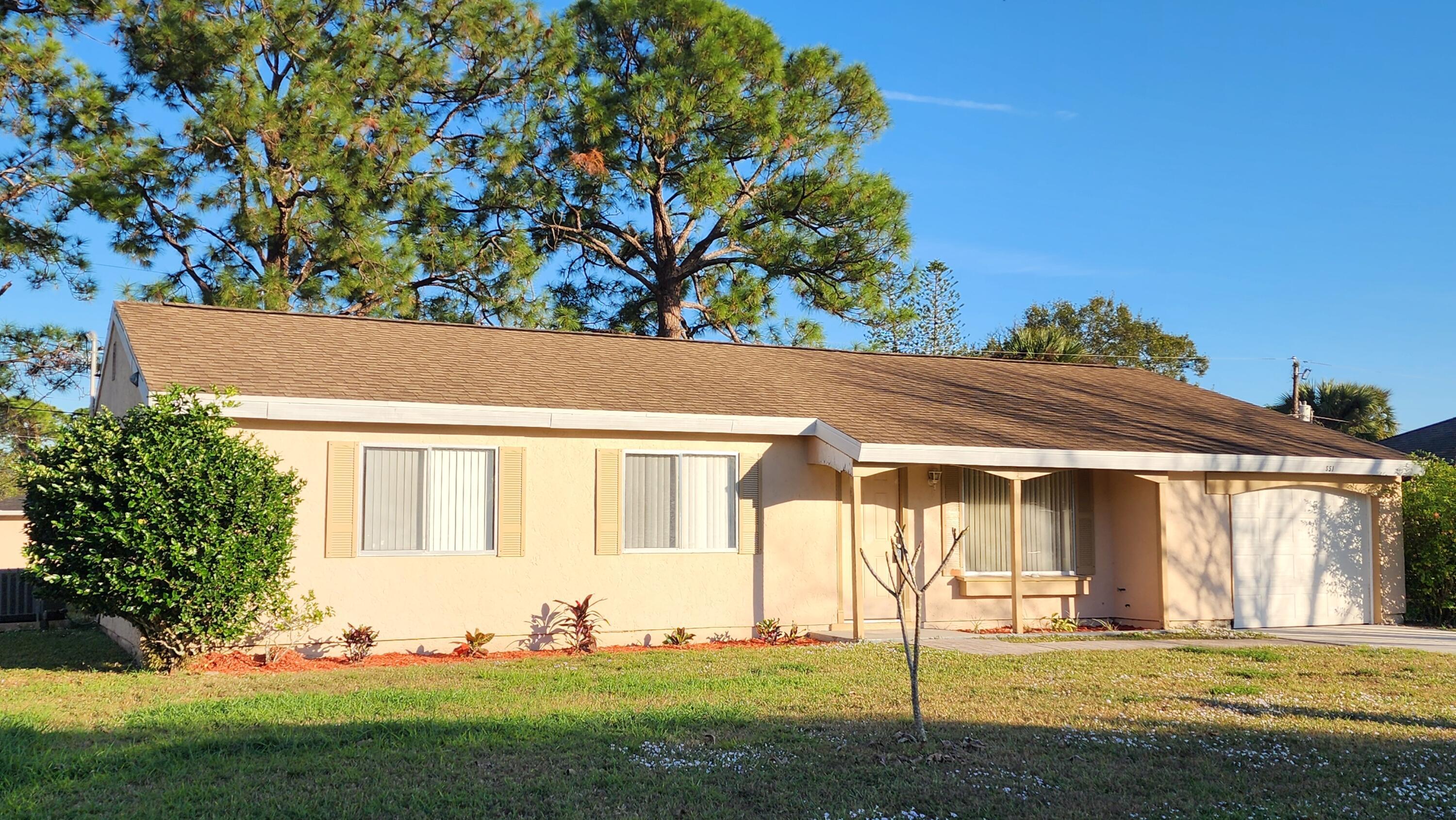 En Renta 651 NW SHARPE Street, Port St. Lucie, FL 34983, Port St. Lucie, FL 34983