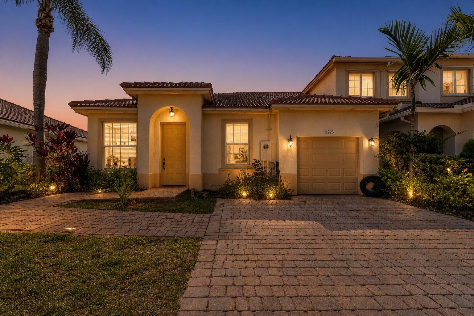 Foto de propiedad en 1723 NW 78TH Way 1723, Pembroke Pines, FL 33024 Pembroke Pines con MLS# 