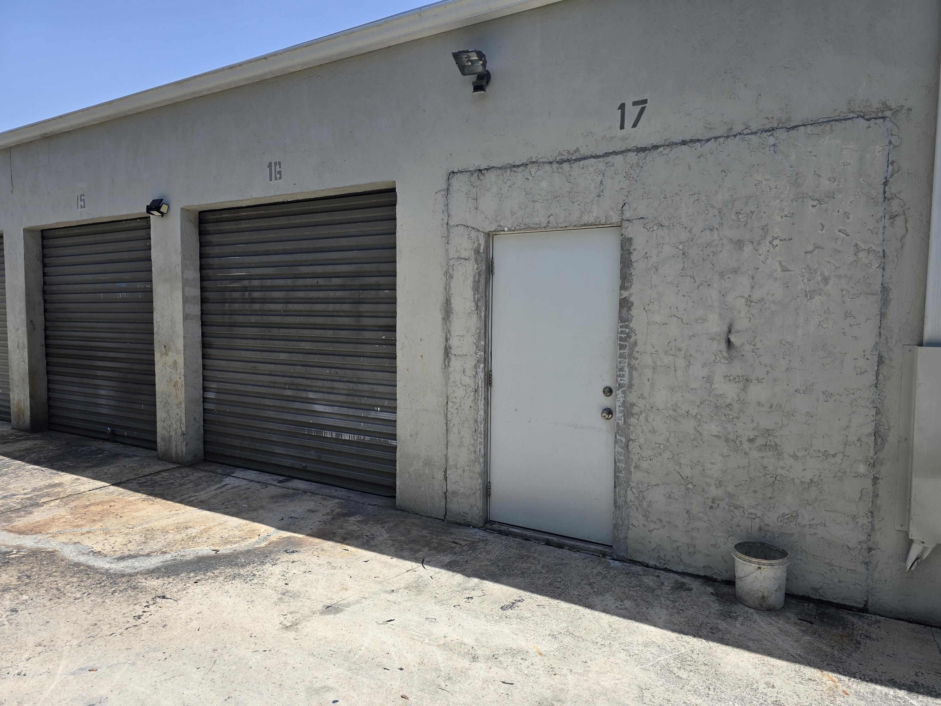 Foto de propiedad en 1530 Latham Road 15, West Palm Beach, FL 33409 West Palm Beach con MLS# 