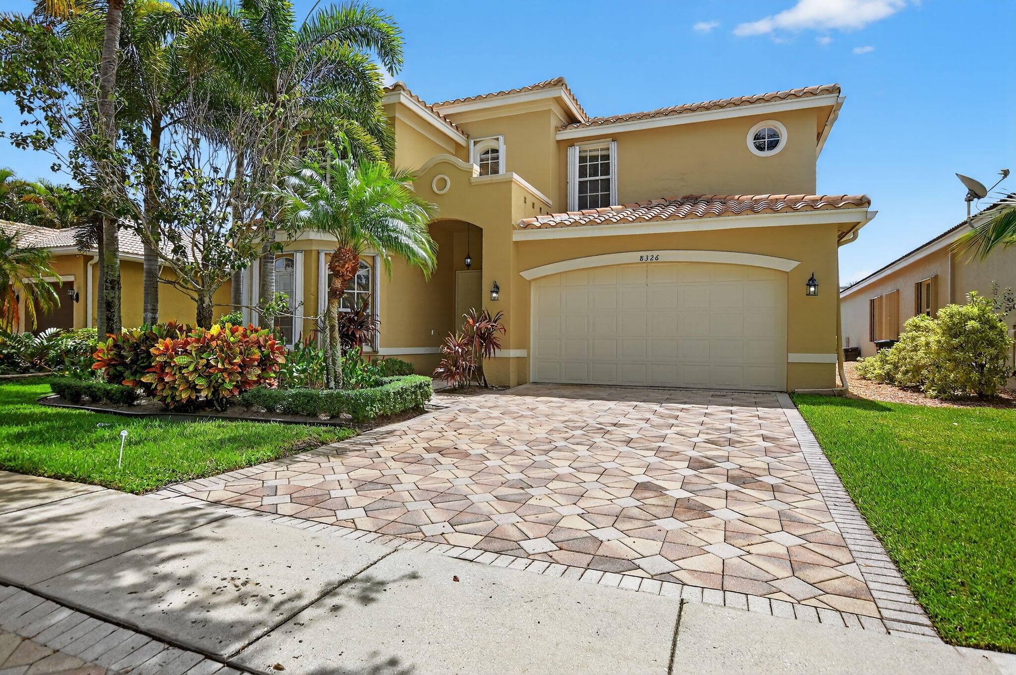 Foto de propiedad en 8326 Emerald Winds Circle, Boynton Beach, FL 33473 Boynton Beach con MLS# 