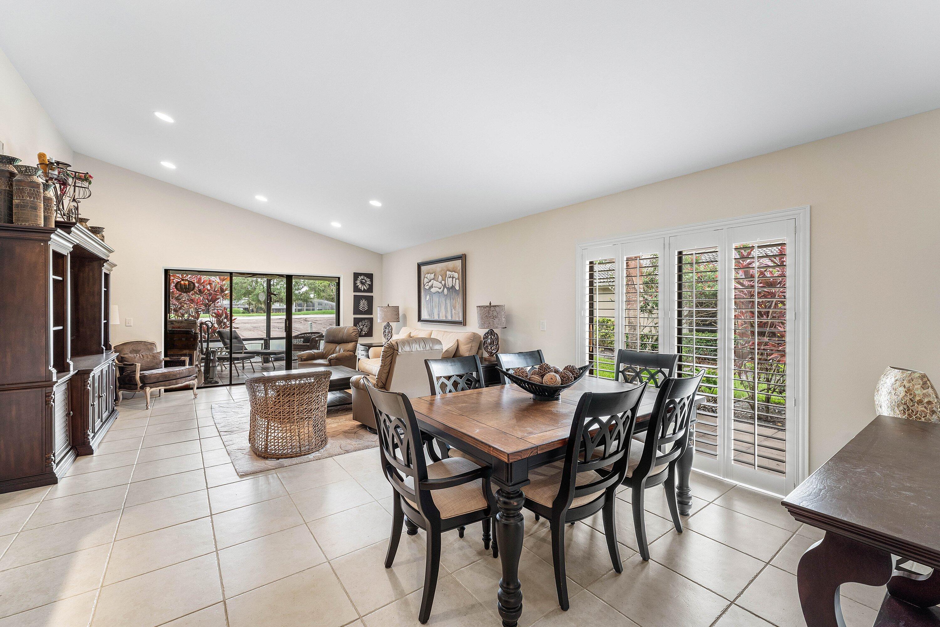 Foto de propiedad en 1 Stratford Drive E D, Boynton Beach, FL 33436 Boynton Beach con MLS# 