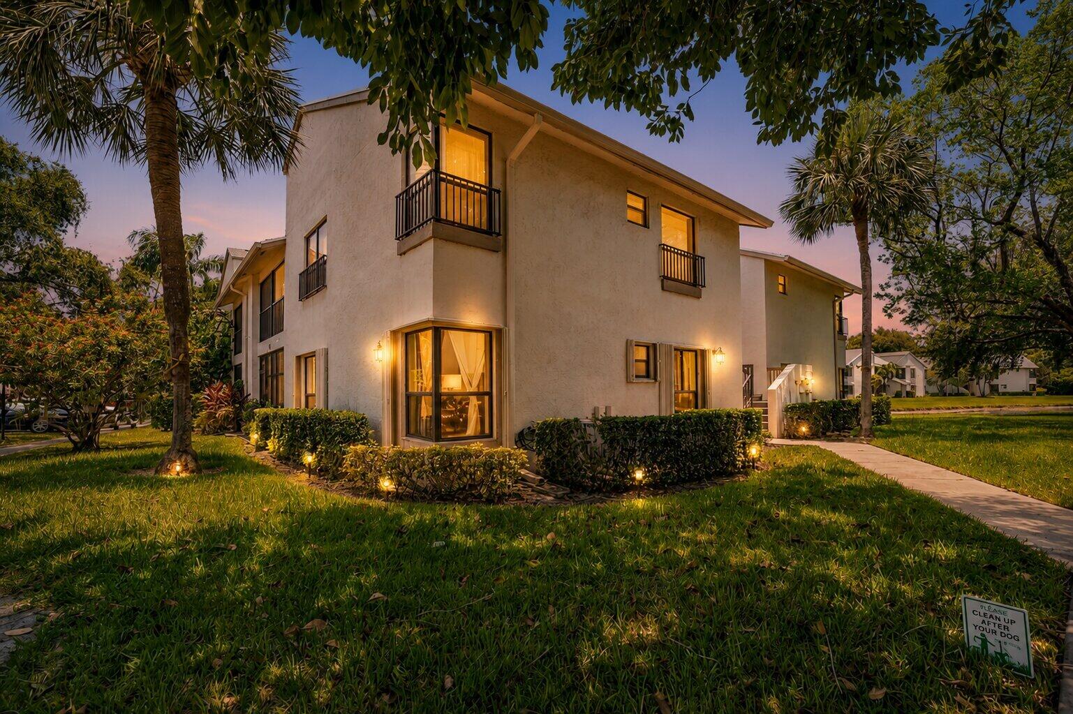 Foto de propiedad en 3729 NW 35th Street, Coconut Creek, FL 33066 Coconut Creek con MLS# 