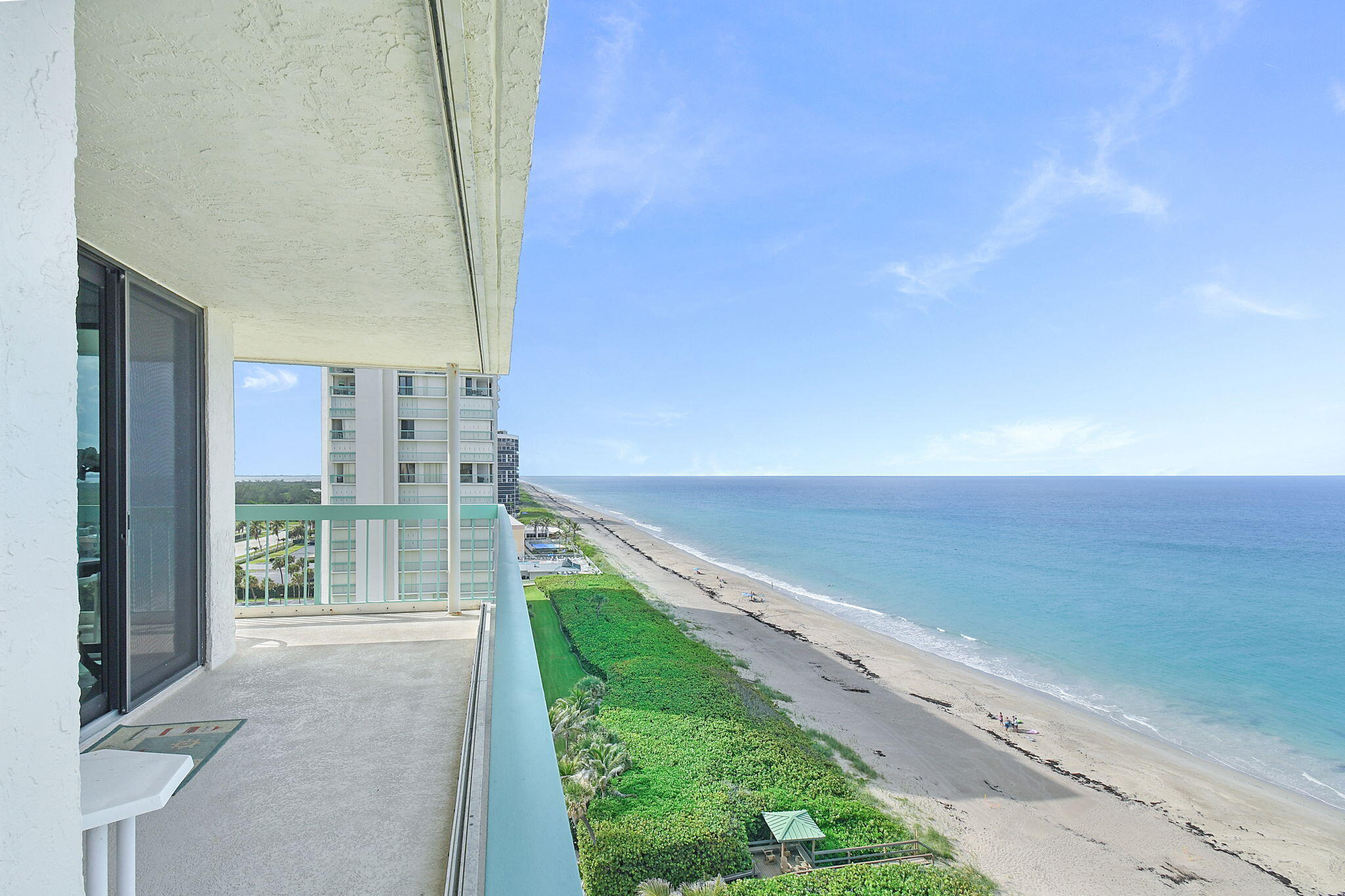 Foto de propiedad en 9940 S OCEAN Drive 1101, Jensen Beach, FL 34957 Jensen Beach con MLS# 