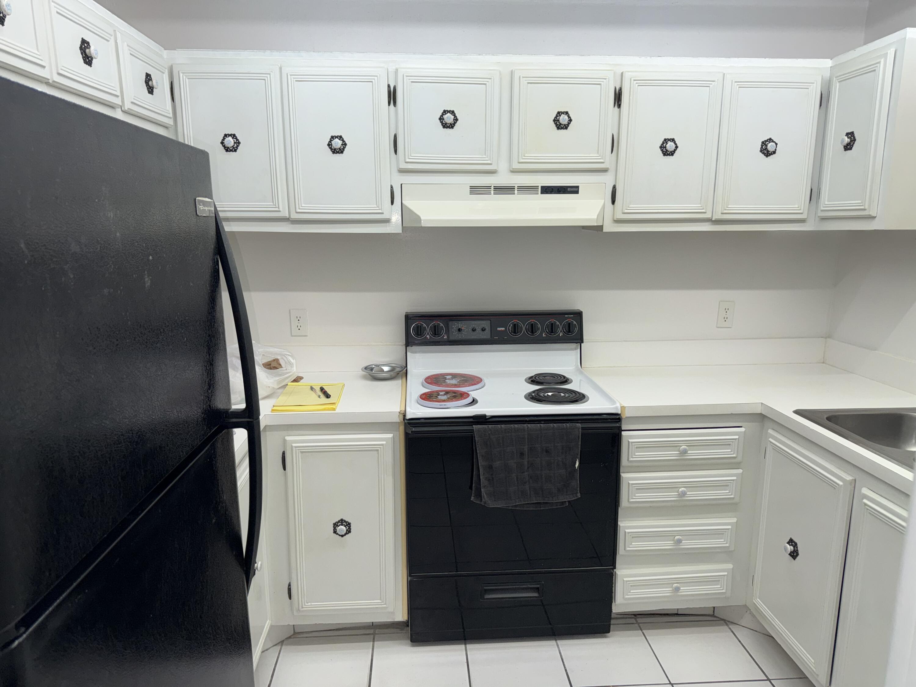 Foto de propiedad en 9450 LIVE OAK Place 306, Davie, FL 33324 Davie con MLS# 