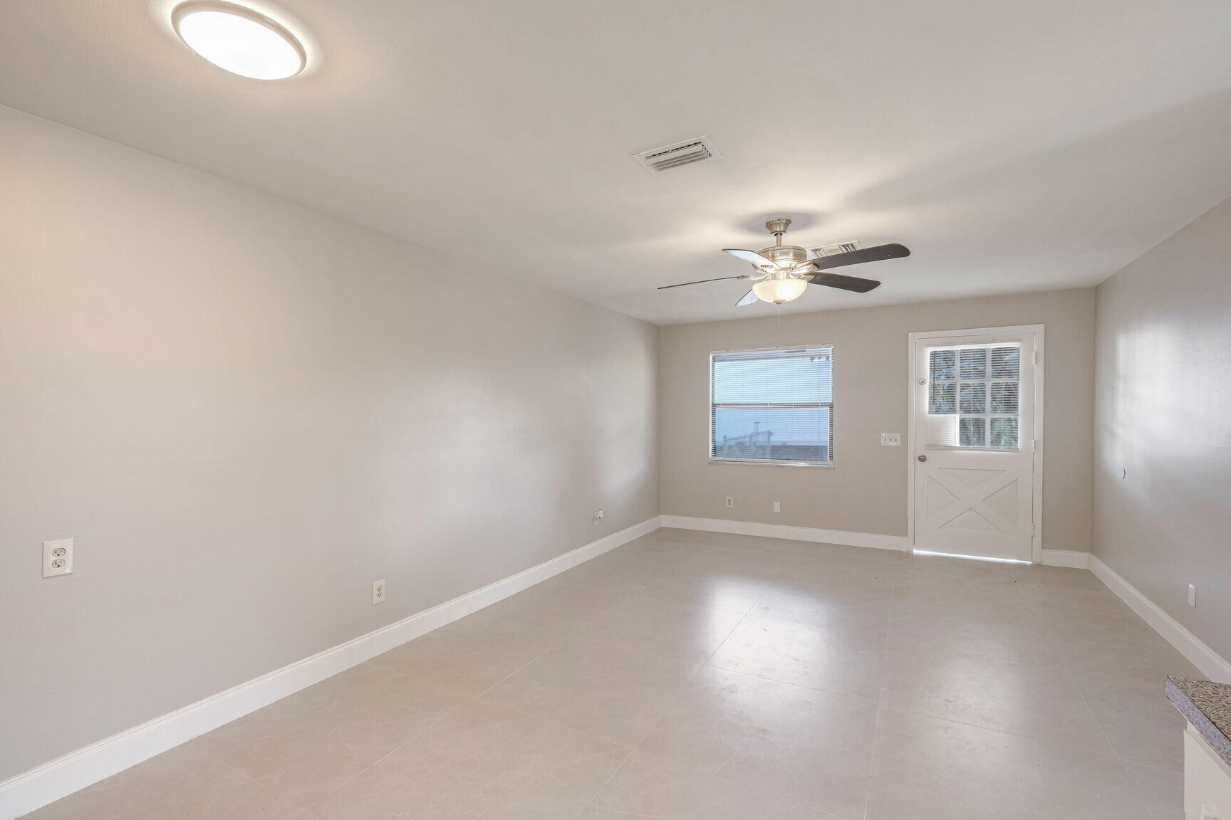 En Renta 3147 Naylor Terrace, Fort Pierce, FL 34982, Fort Pierce, FL 34982