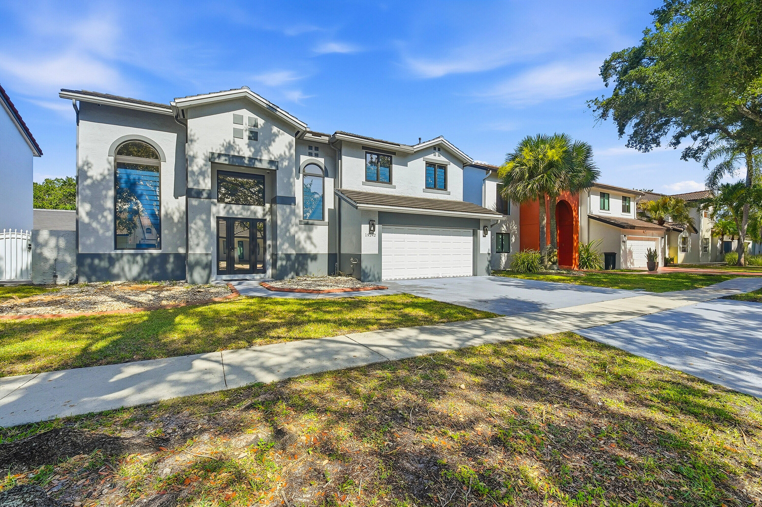 Foto de propiedad en 19242 NW 89TH Avenue, Hialeah, FL 33018 Hialeah con MLS# 