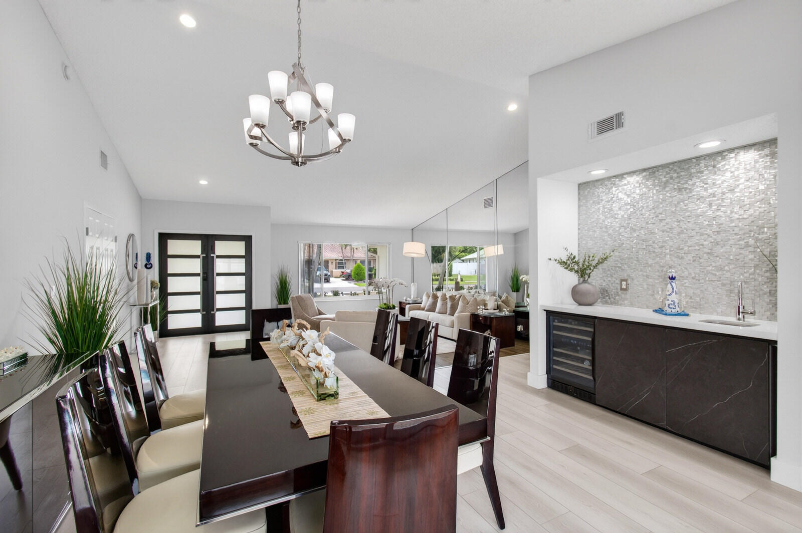Foto de propiedad en 22052 Martella Avenue, Boca Raton, FL 33433 Boca Raton con MLS# 