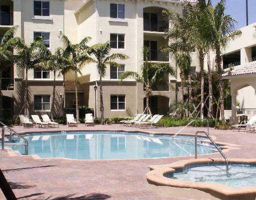 Foto de propiedad en 3206 RENAISSANCE Way 206, Boynton Beach, FL 33426 Boynton Beach con MLS# 