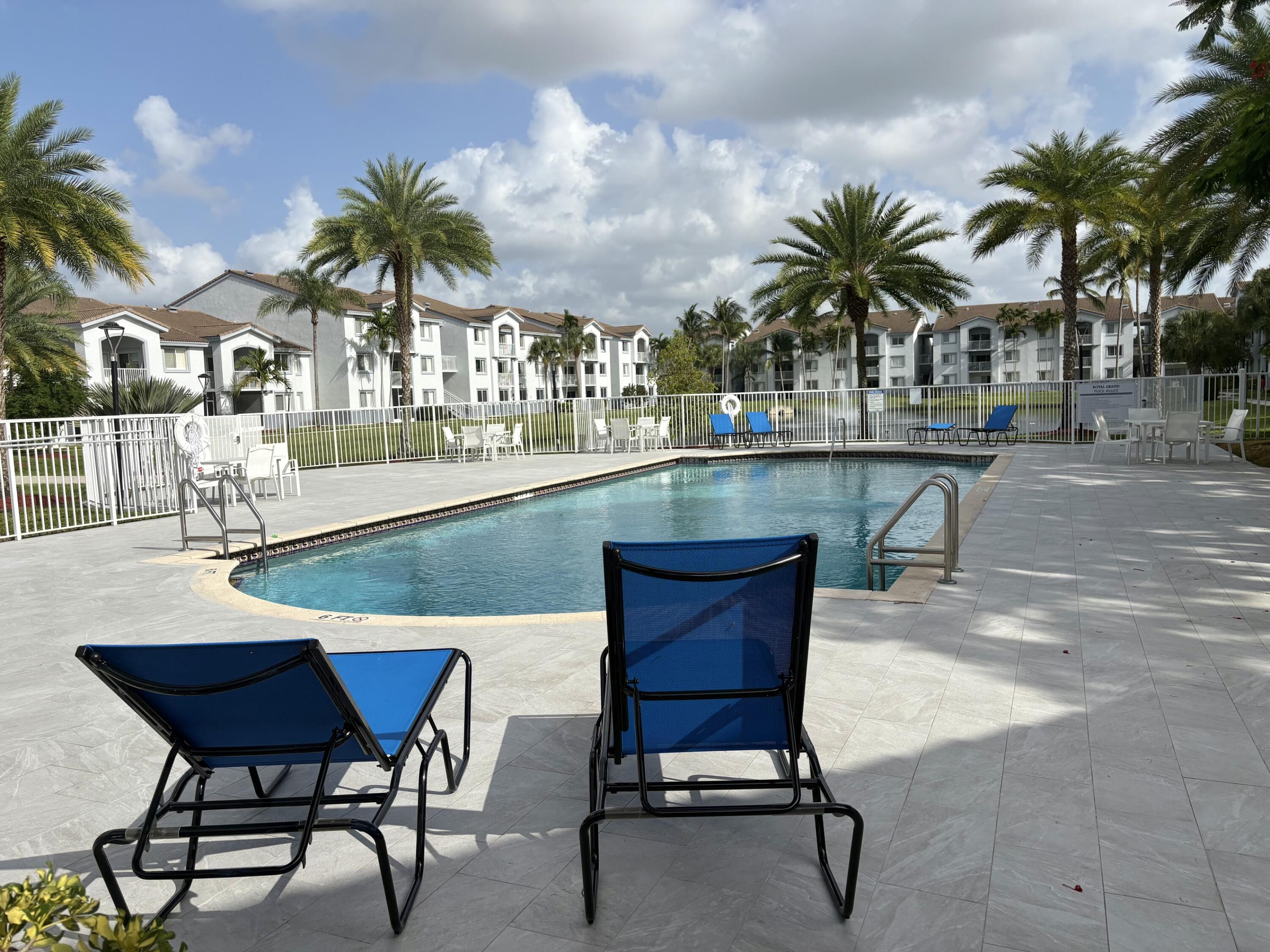 Foto de propiedad en 2640 S University Drive S 127, Davie, FL 33328 Davie con MLS# 