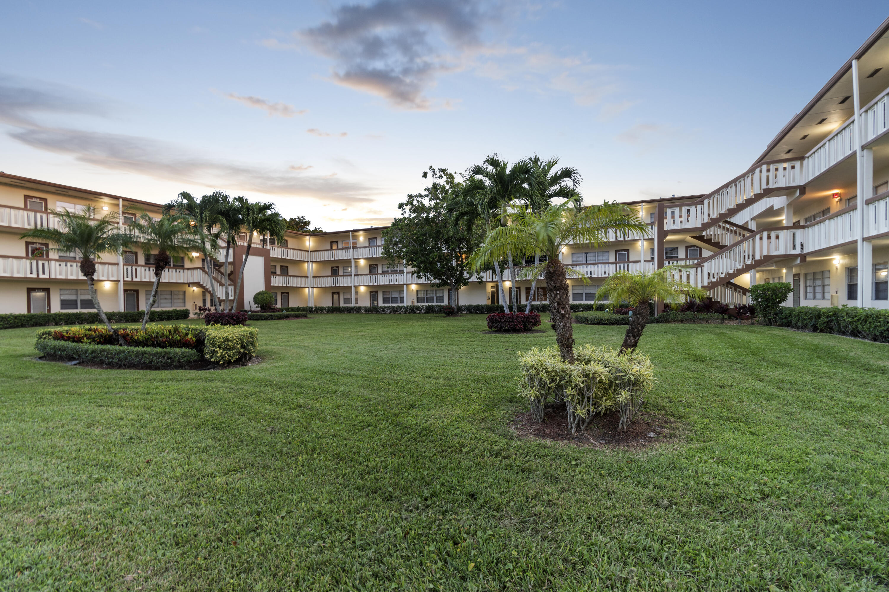 Foto de propiedad en 505 Mansfield M, Boca Raton, FL 33434 Boca Raton con MLS# 