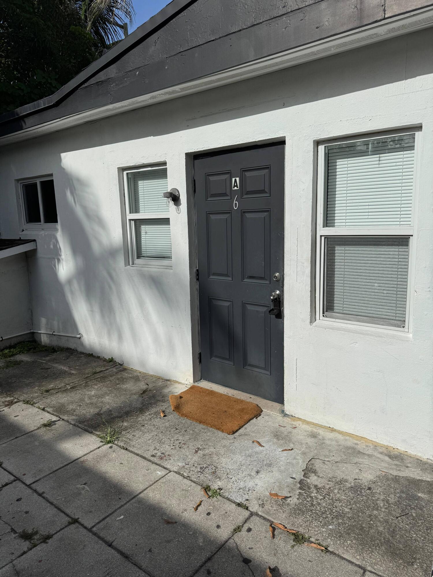 Foto de propiedad en 1960 SW 41ST Avenue 6A, Fort Lauderdale, FL 33317 Fort Lauderdale con MLS# 