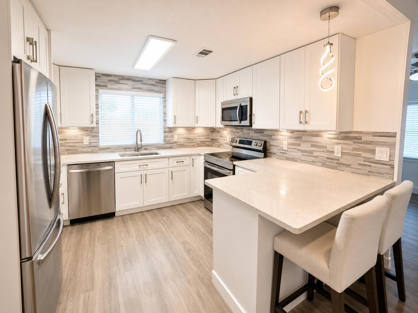 Foto de propiedad en 282 NW 54th Street NW, Deerfield Beach, FL 33064 Deerfield Beach con MLS# 