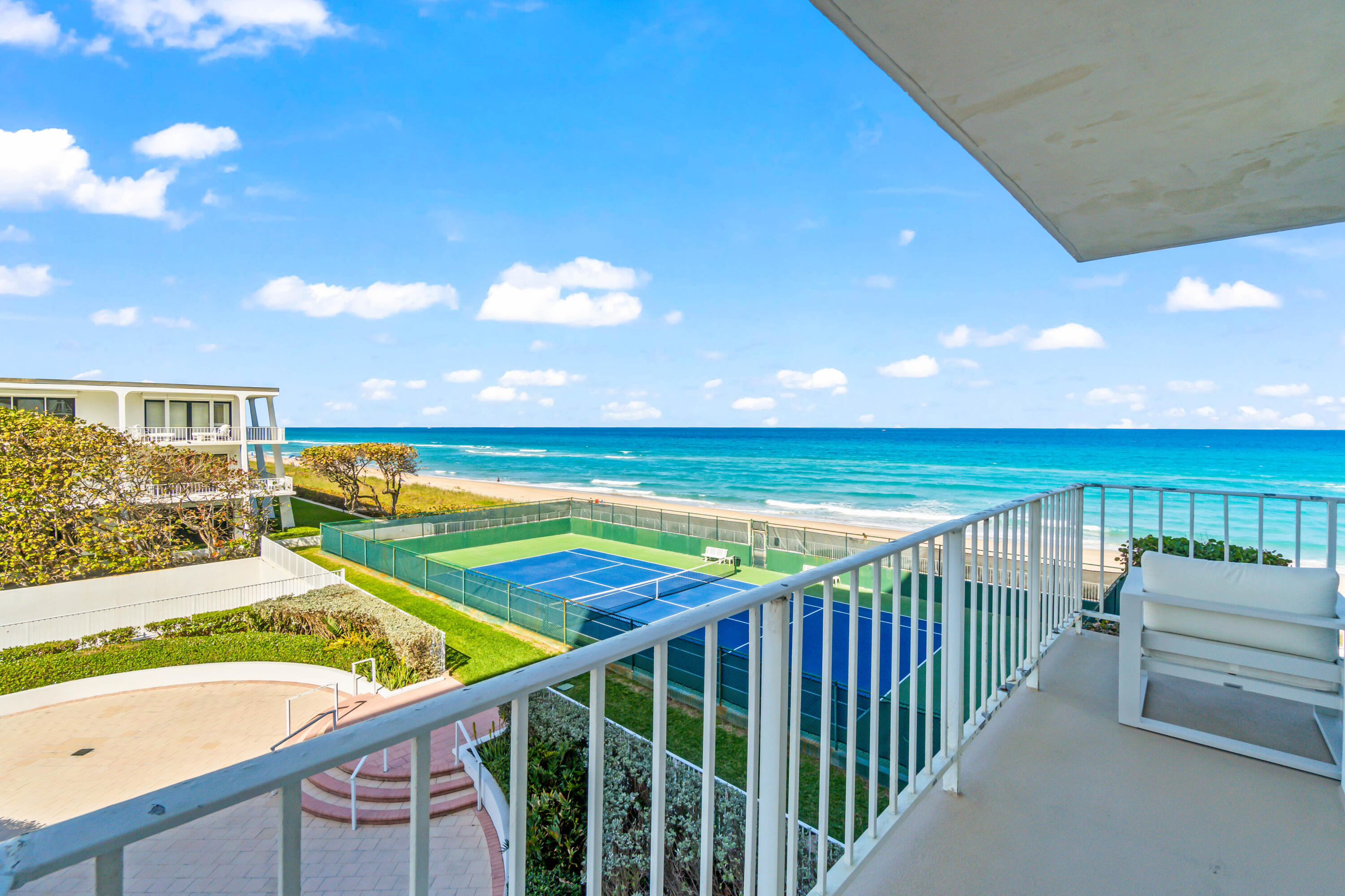 Foto de propiedad en 2295 S Ocean Boulevard 425, Palm Beach, FL 33480 Palm Beach con MLS# 