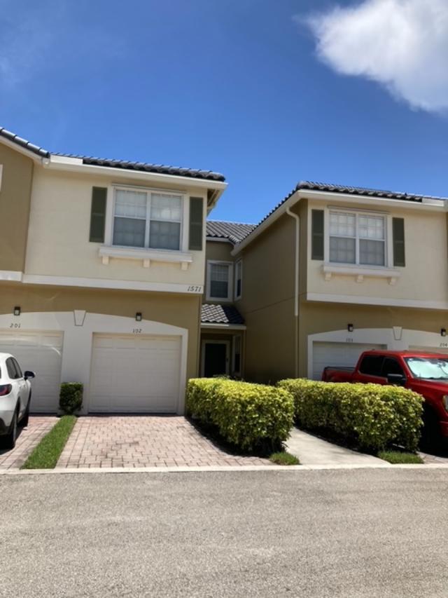 En Venta 1571 SE HAMPSHIRE Way 102, Stuart, FL 34994, Stuart, FL 34994