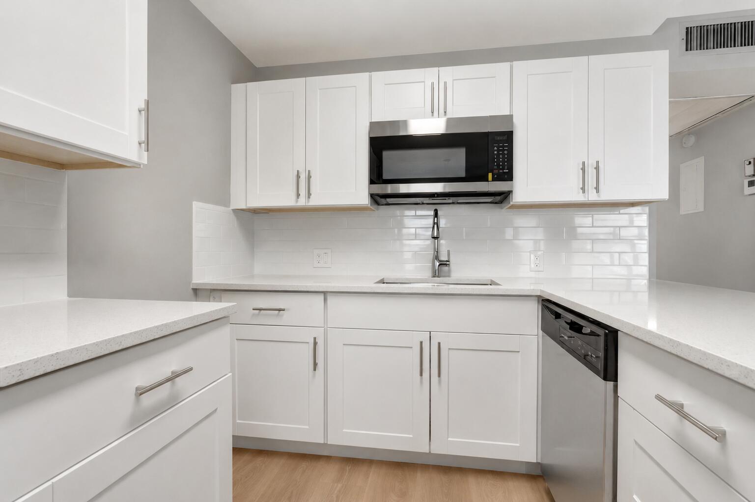 Foto de propiedad en 296 FANSHAW H, Boca Raton, FL 33434 Boca Raton con MLS# 