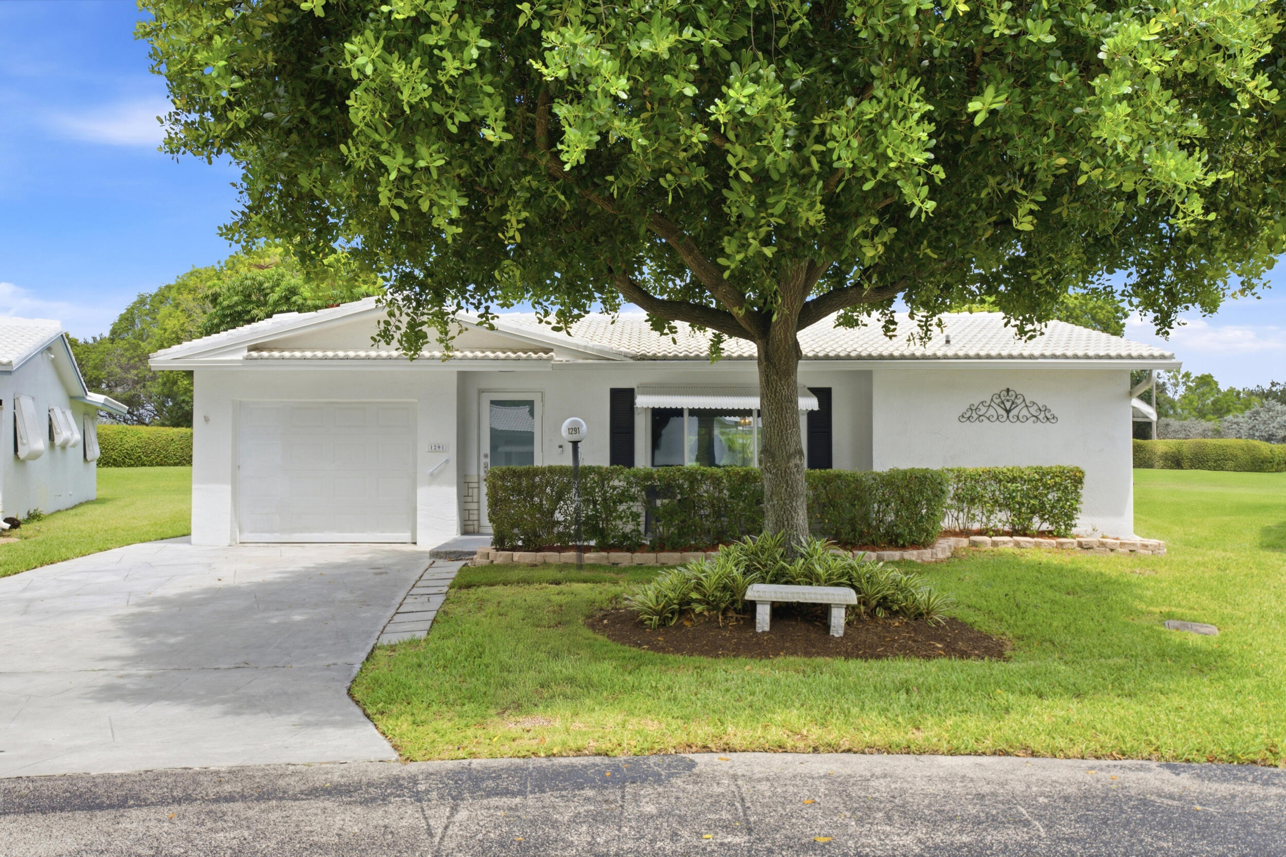Foto de propiedad en 1291 NW 90TH Way, Plantation, FL 33322 Plantation con MLS# 