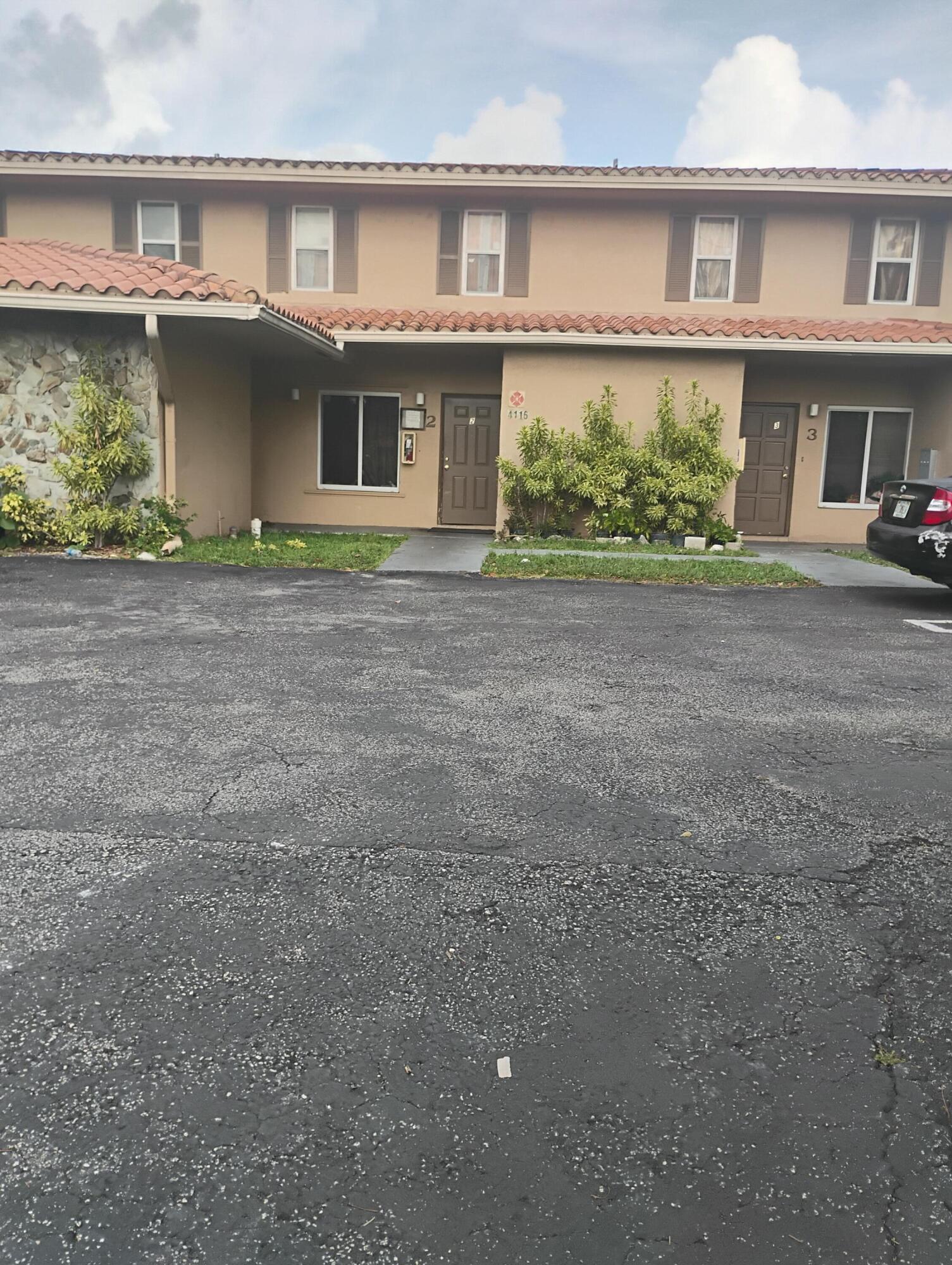 Foto de propiedad en  Coral Springs con MLS# 