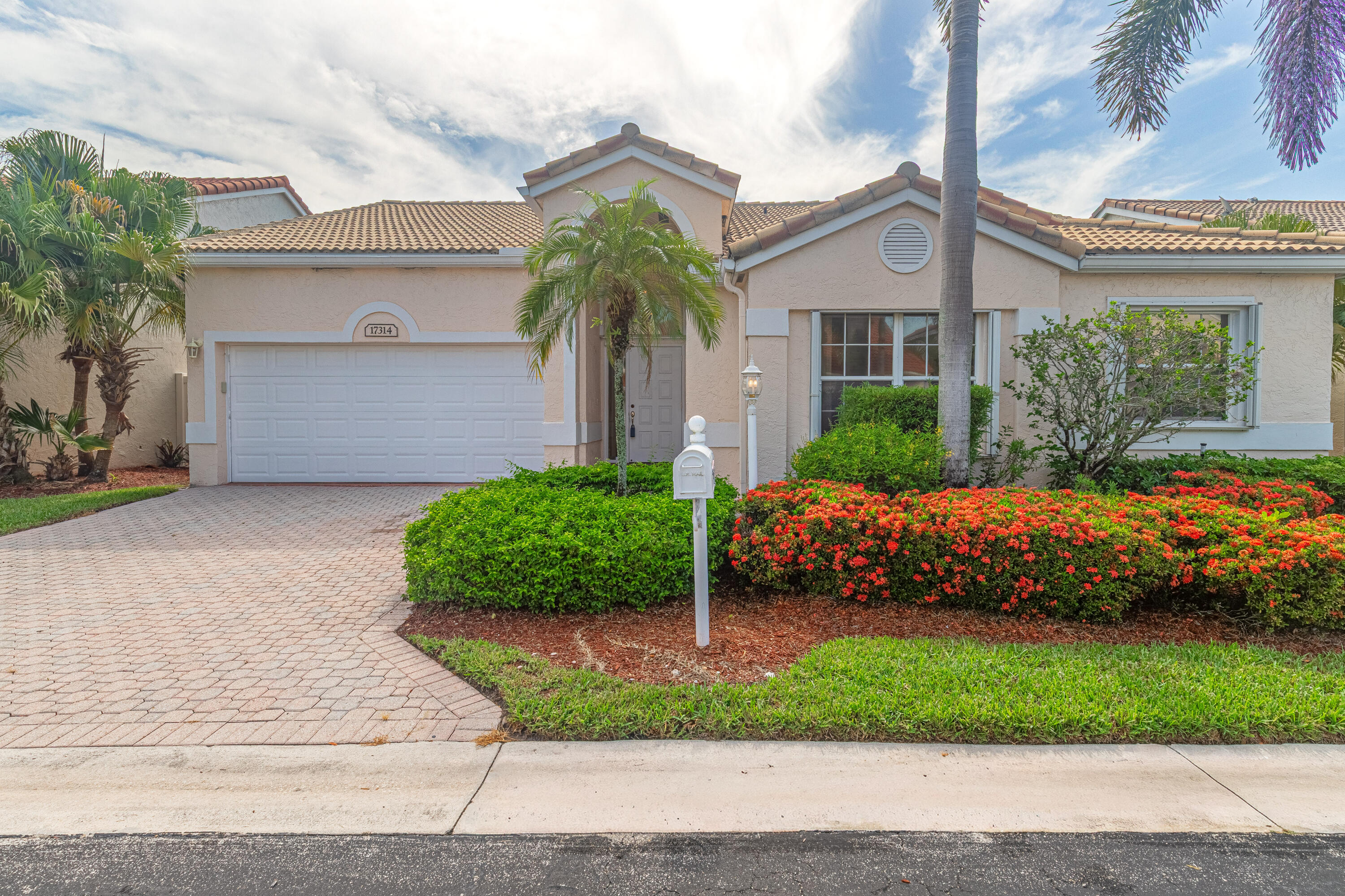 En Venta 17314 Ventana Drive, Boca Raton, FL 33487, Boca Raton, FL 33487