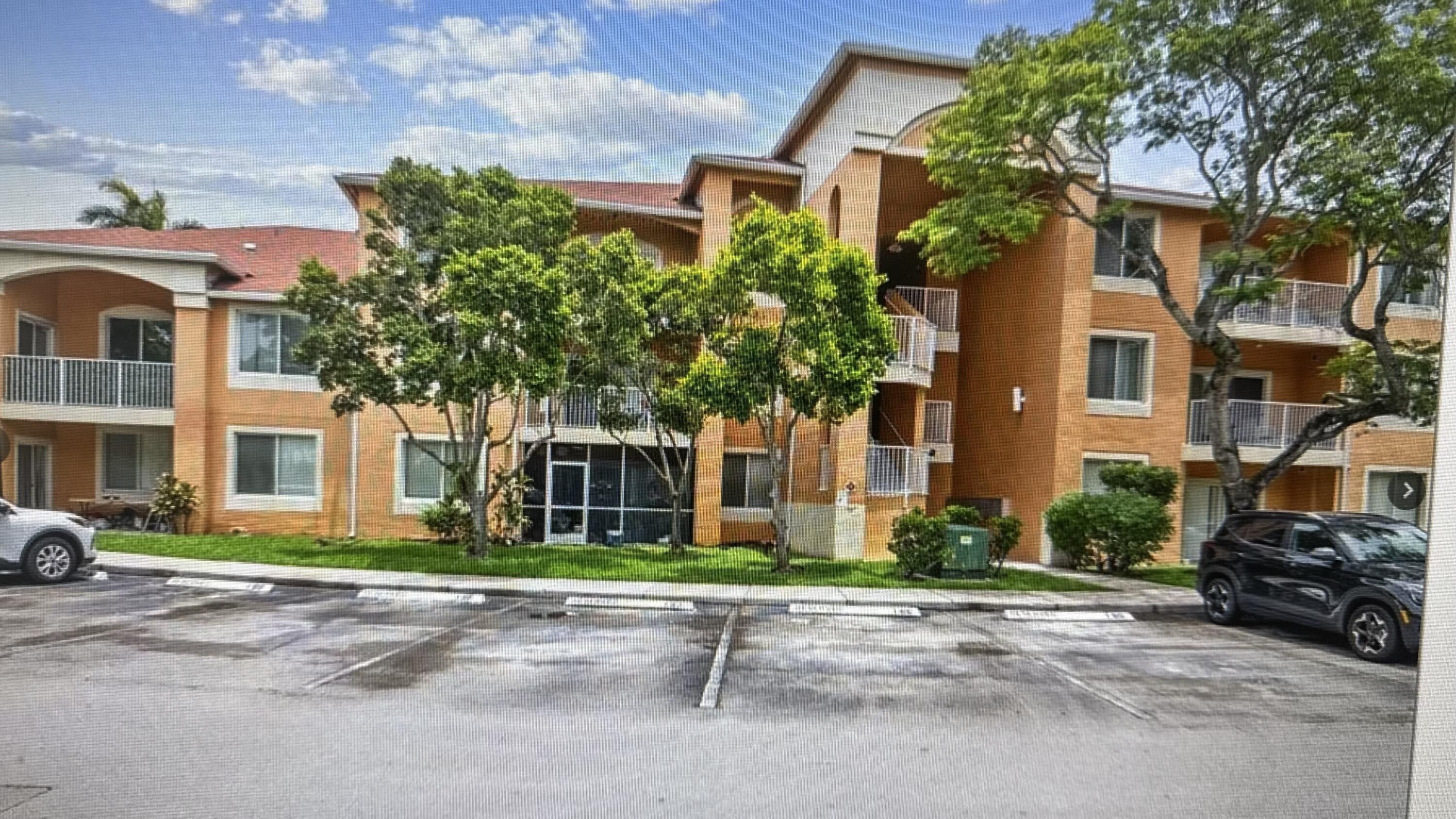 Foto de propiedad en 6952 SW 39th Street C202, Davie, FL 33314 Davie con MLS# 