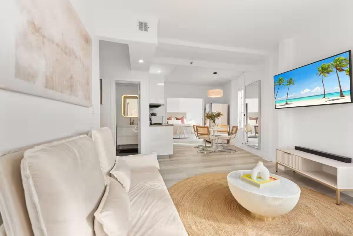 Foto de propiedad en 530 Ocean Drive, Miami Beach, FL 33139 Miami Beach con MLS# 